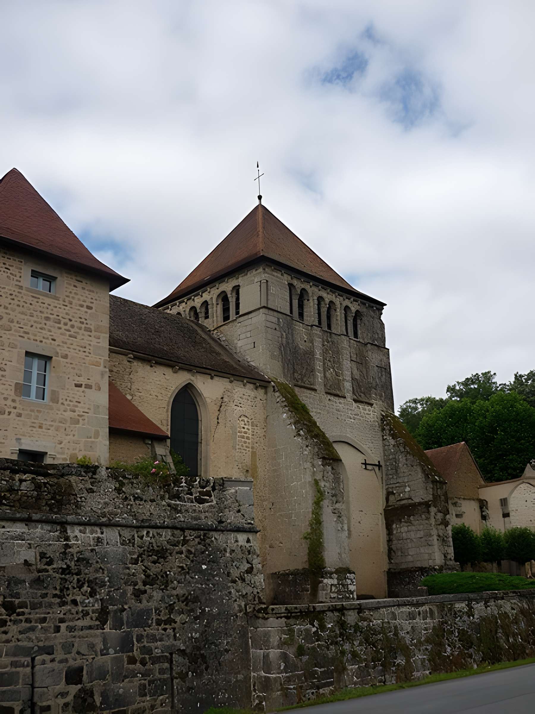 Abbaye de Moutier d'Ahun