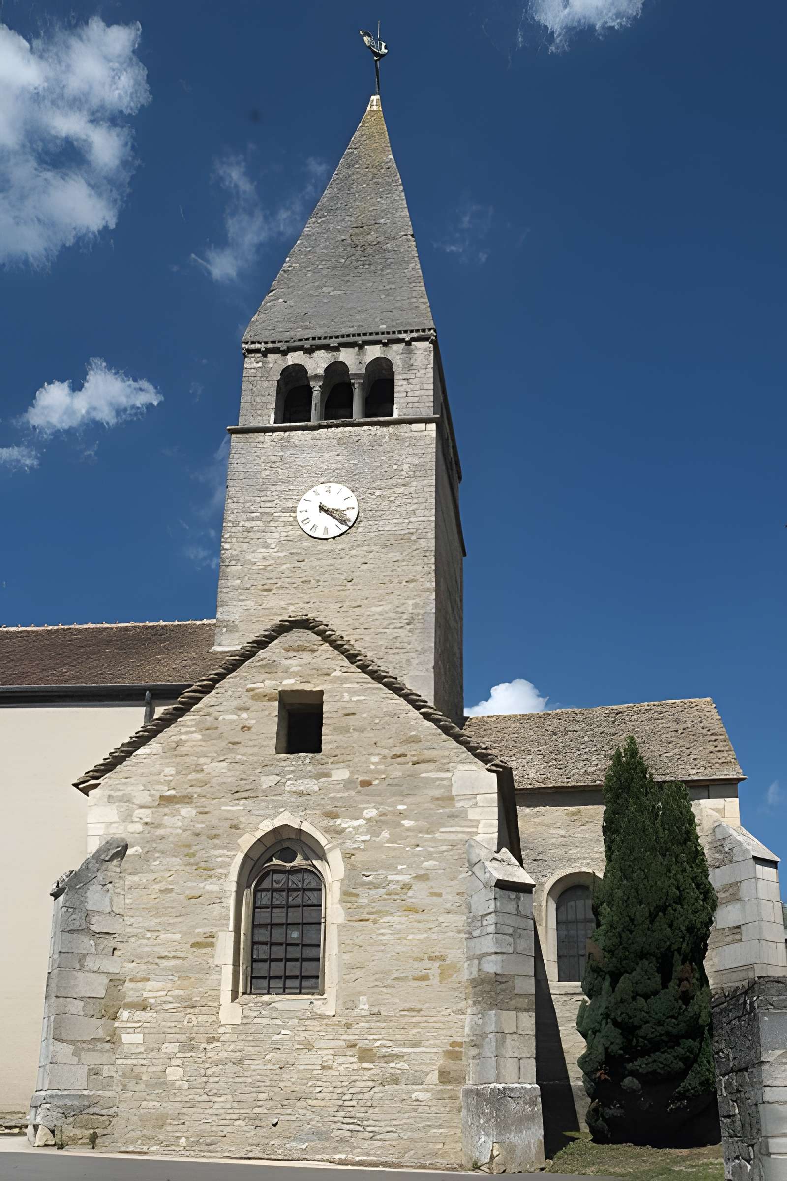 Église Saint-Bénigne de Jambles