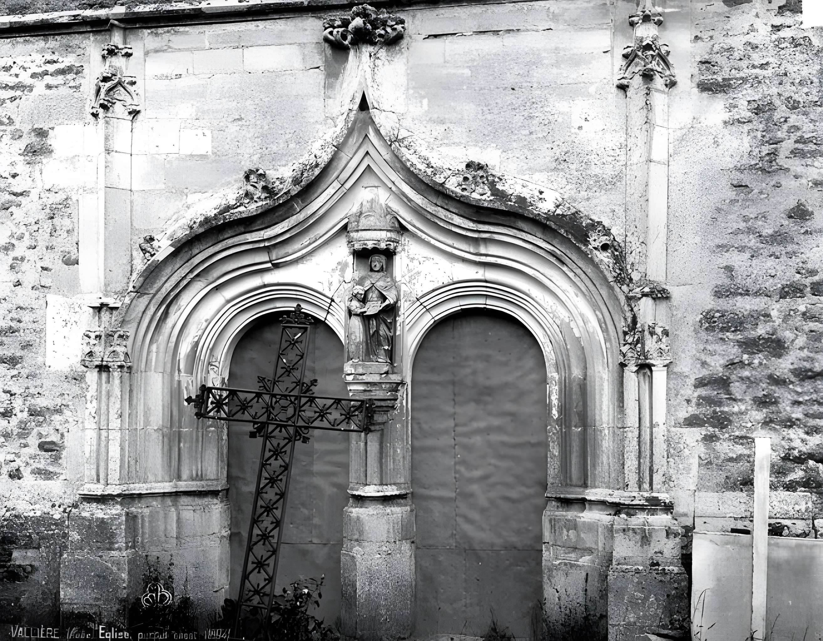 Église Saint-Bénigne de Vallières