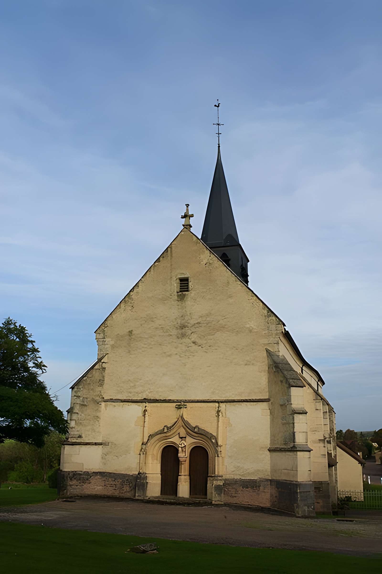 Église Saint-Bénigne de Vallières