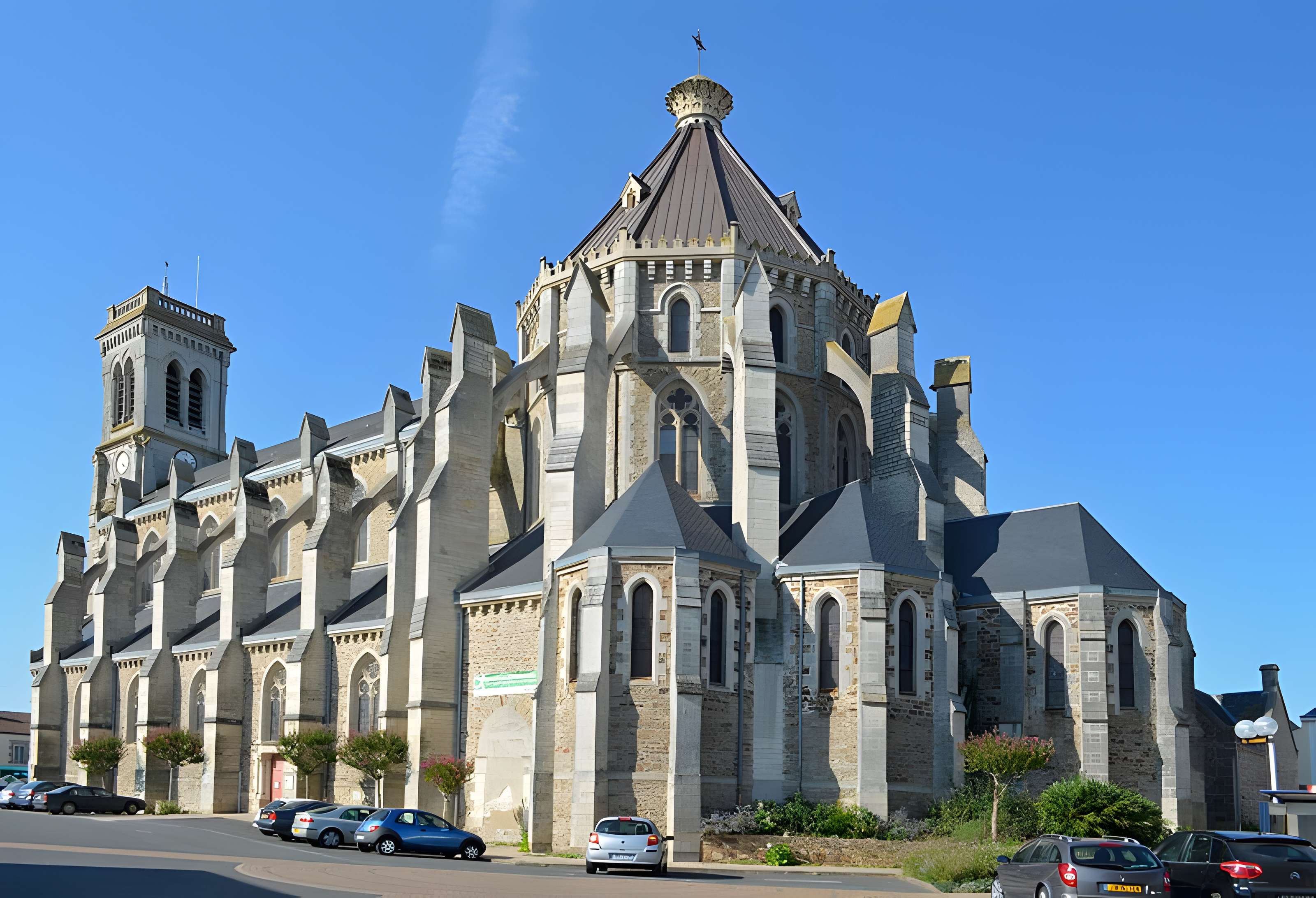 Église Saint-Benoît d'Aizenay 