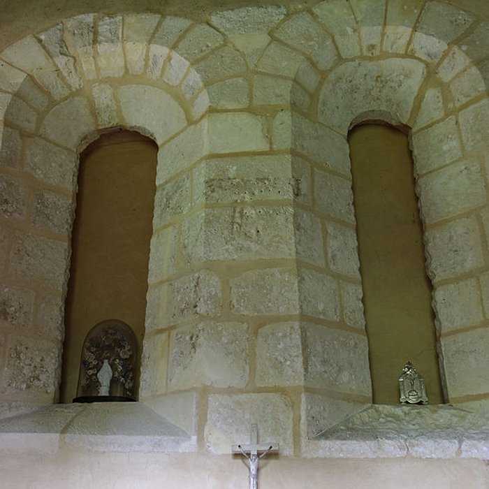 Photo de Église Saint-Benoît de Saint-Benoît-des-Ombres