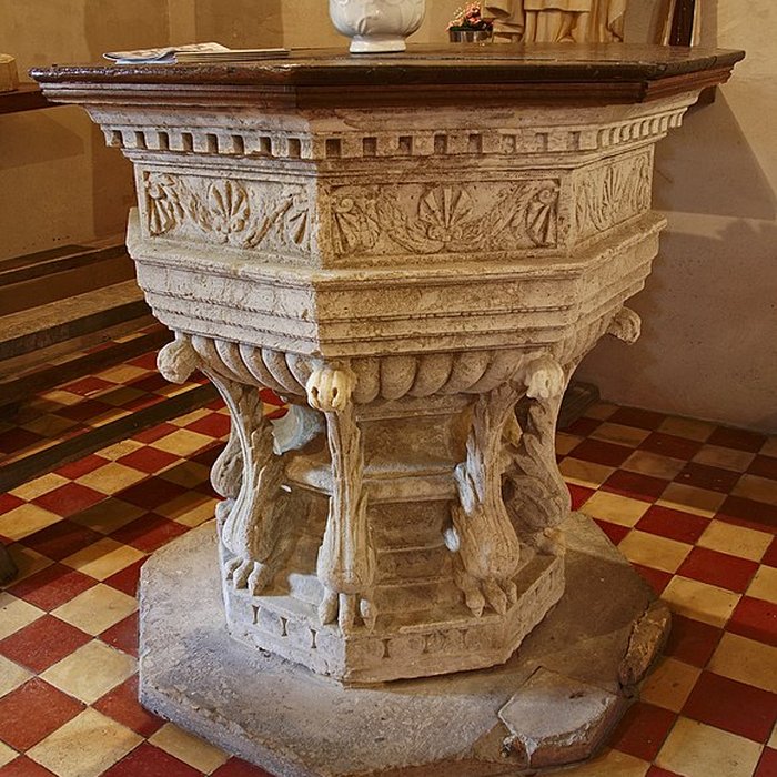 Photo de Église Saint-Benoît de Saint-Benoît-des-Ombres