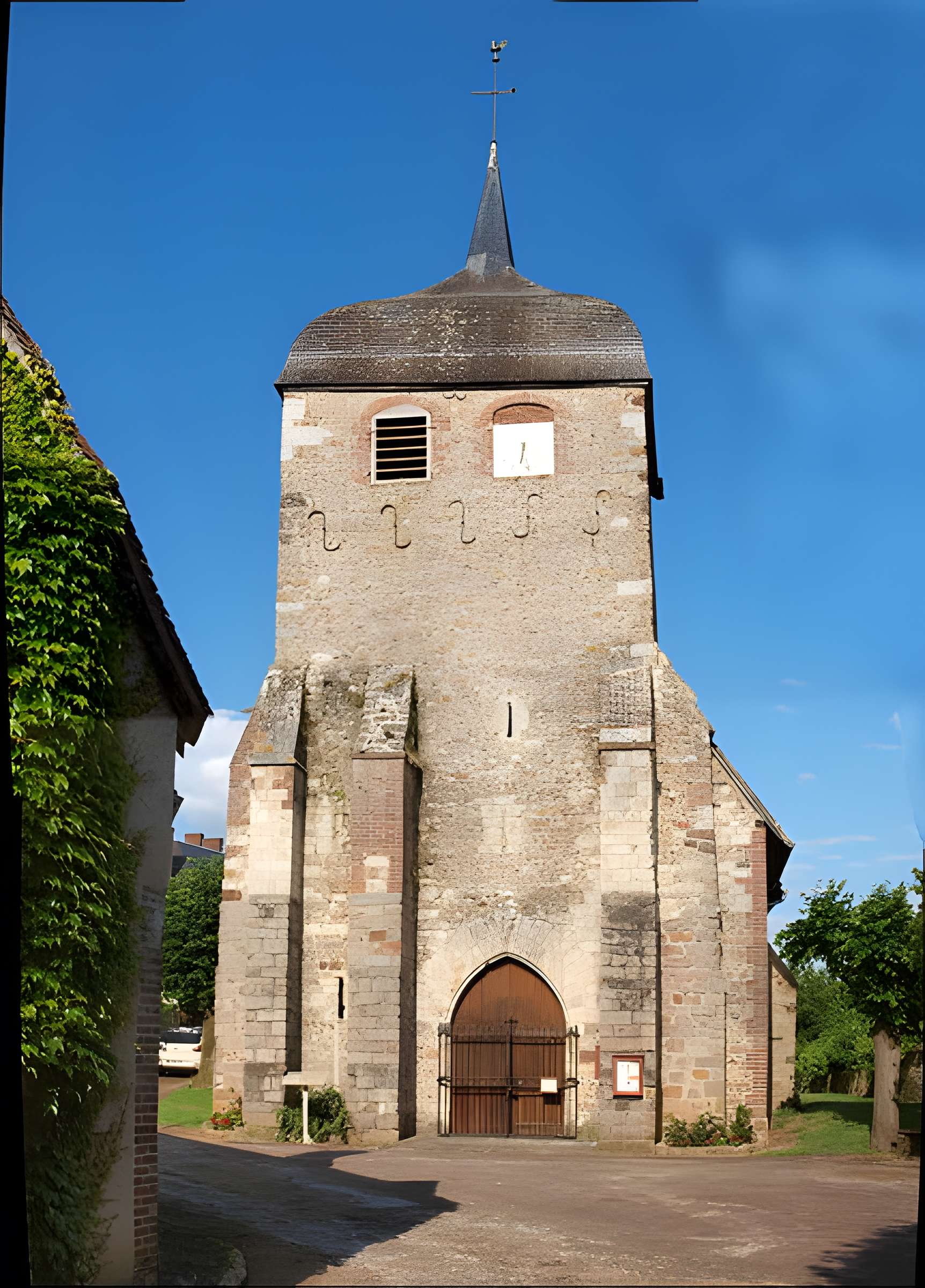 Église Saint-Benoît de Villiers-Saint-Benoît