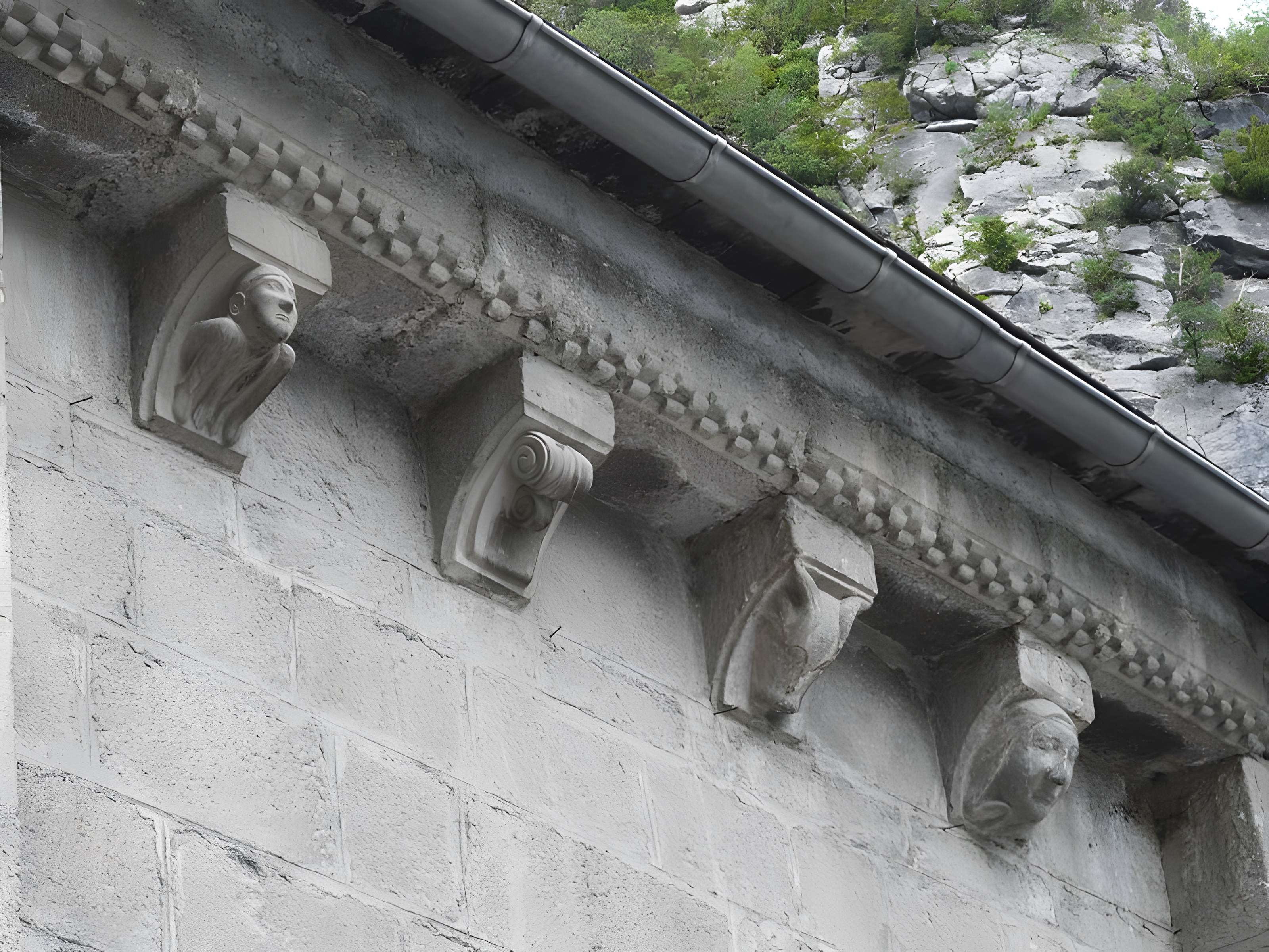 Église Saint-Benoît-et-Saint-Privat de Saint-Béat