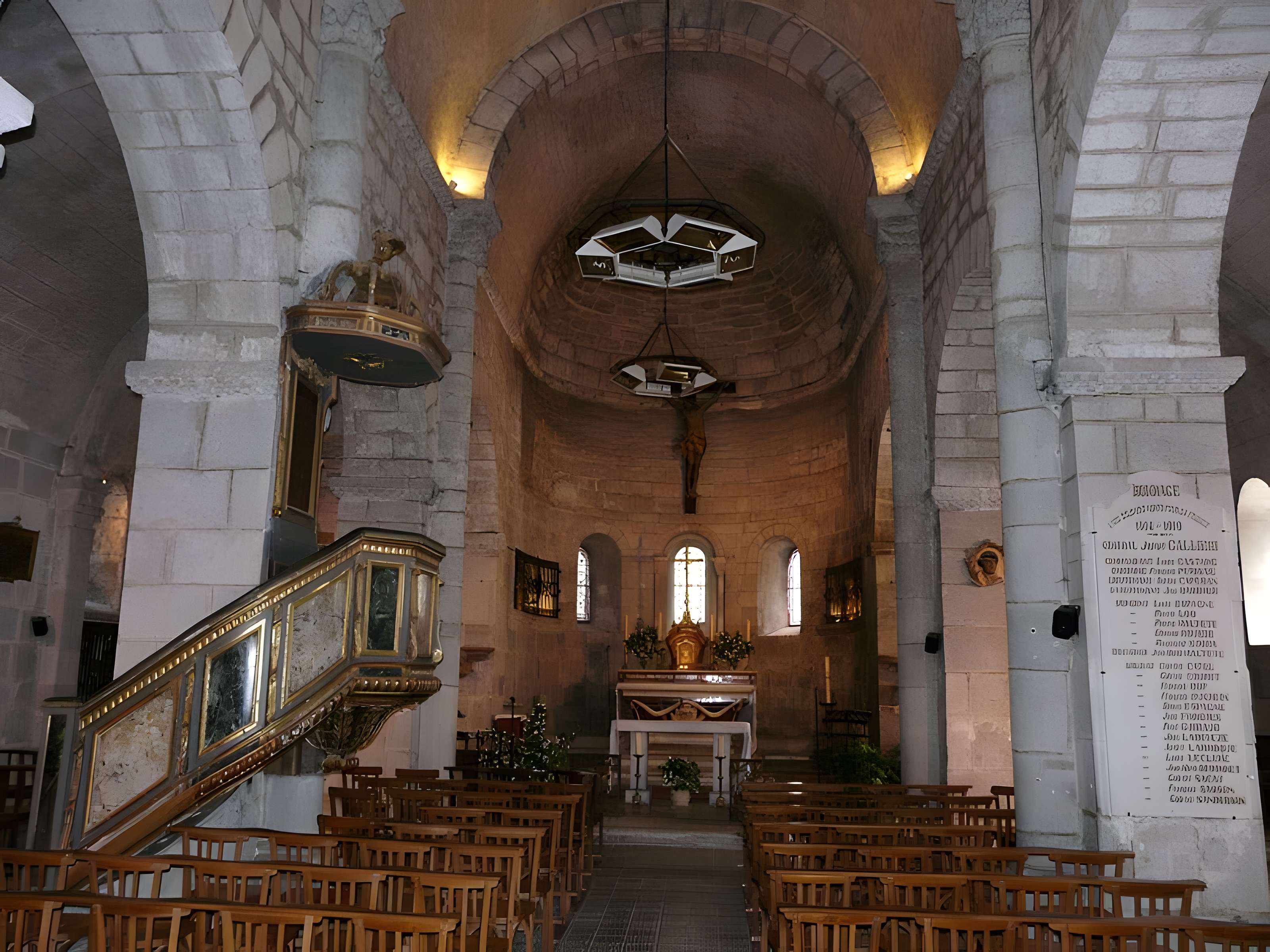 Église Saint-Benoît-et-Saint-Privat de Saint-Béat
