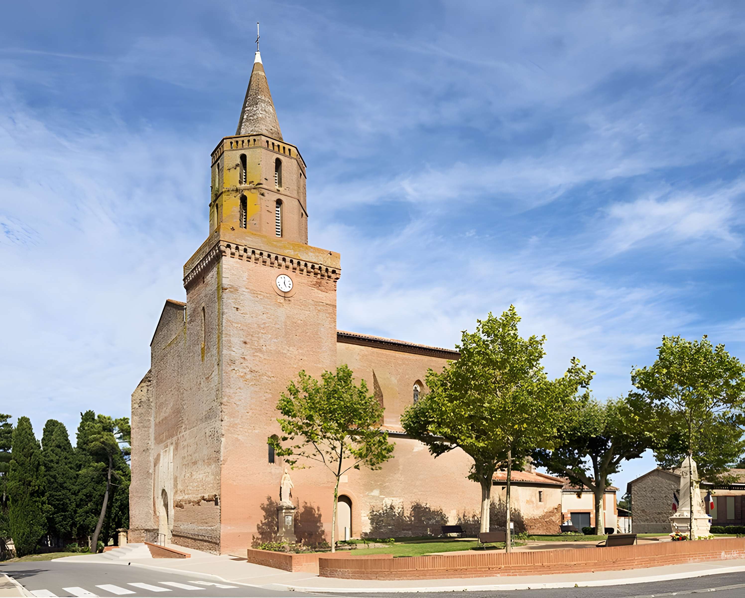 Église Saint-Bernard de Bourg-Saint-Bernard