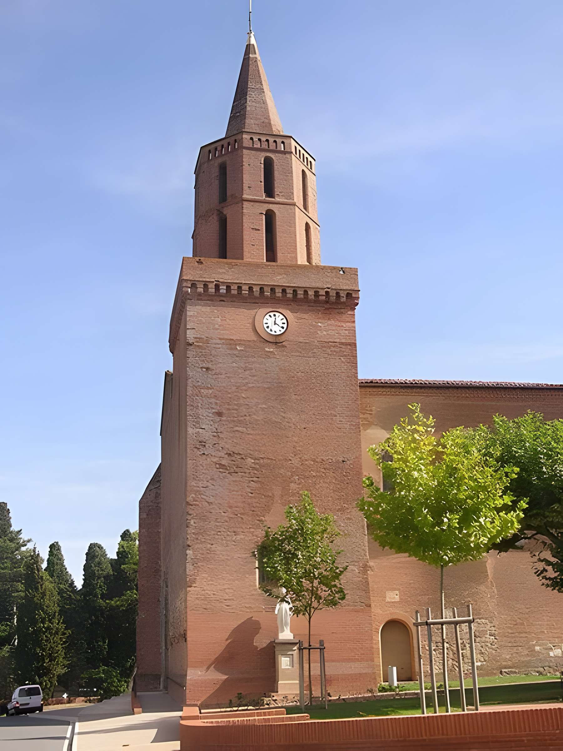 Église Saint-Bernard de Bourg-Saint-Bernard