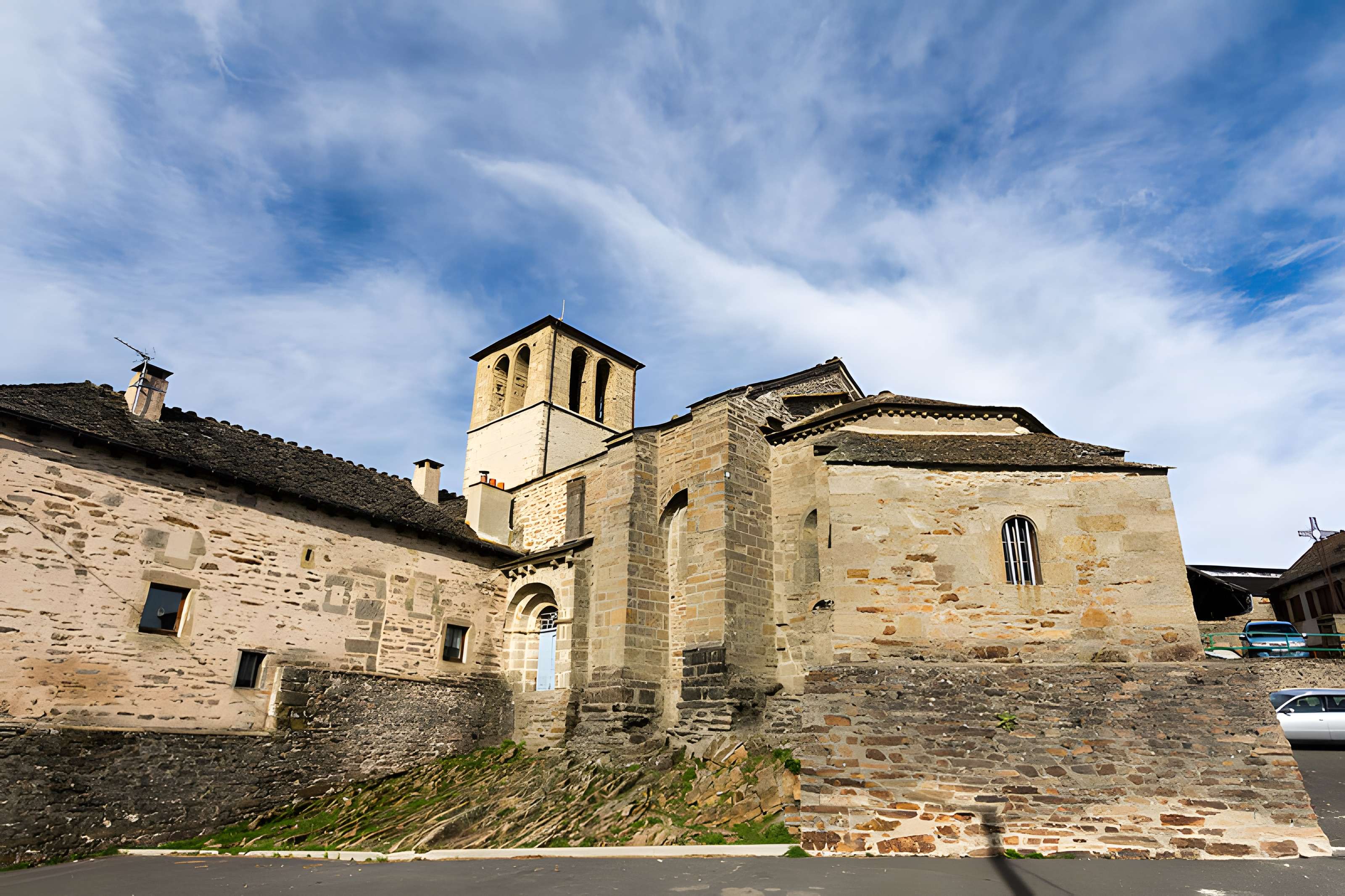 Église Saint-Blaise de Chasseradès