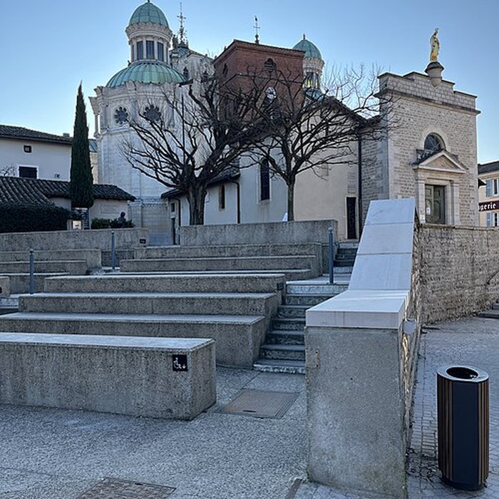 Photo de Basilique dArs