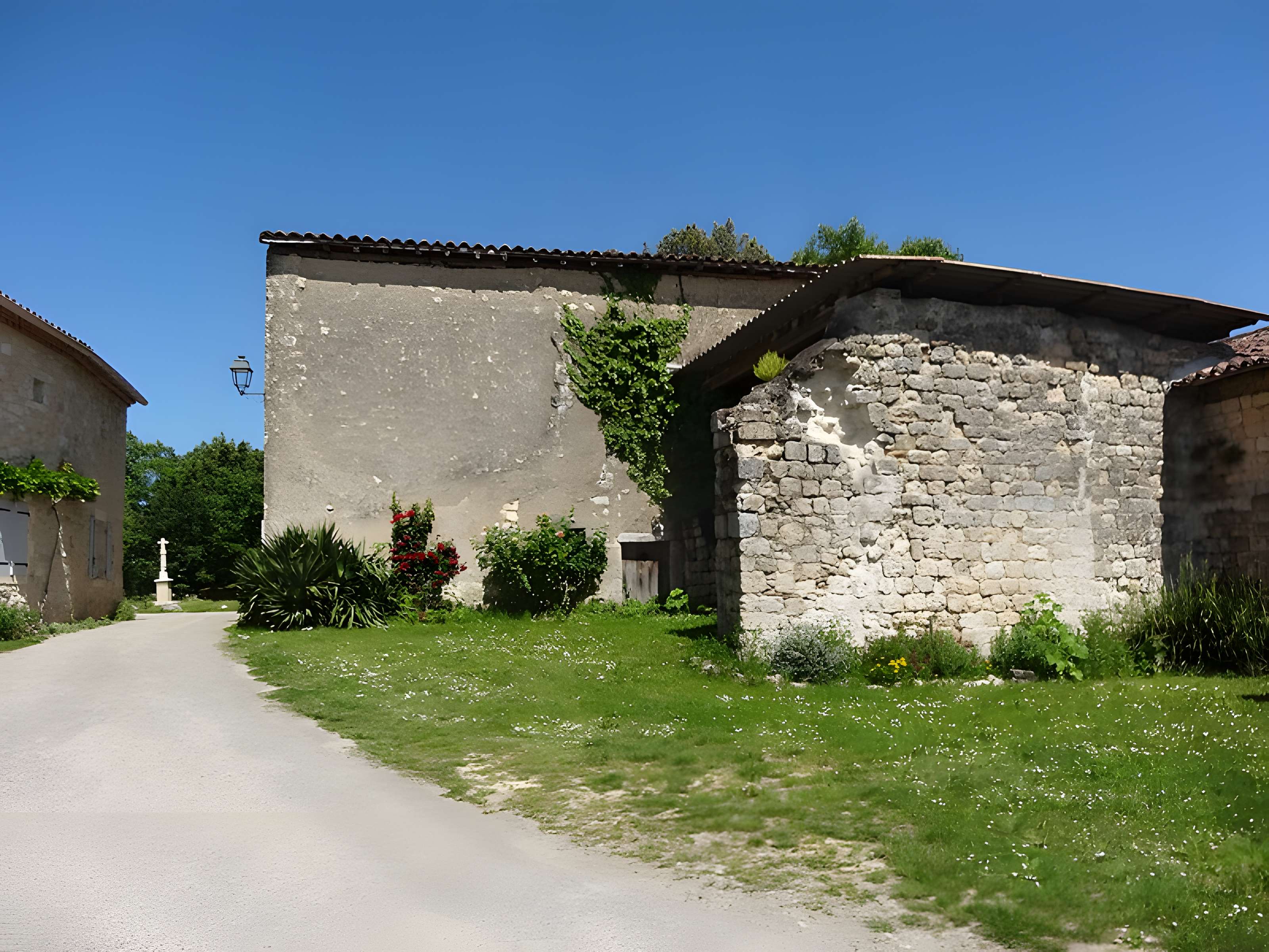 Église Saint-Blaise et croix de Castéra-Verduzan