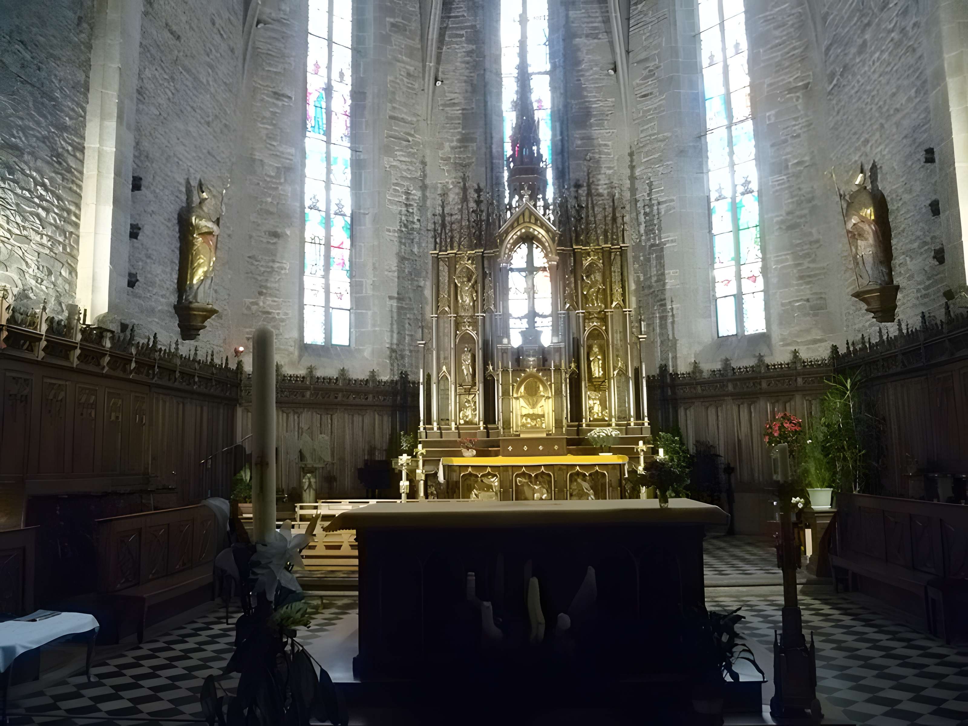 Église Saint-Blaise-et-Saint-Martin de Chaudes-Aigues