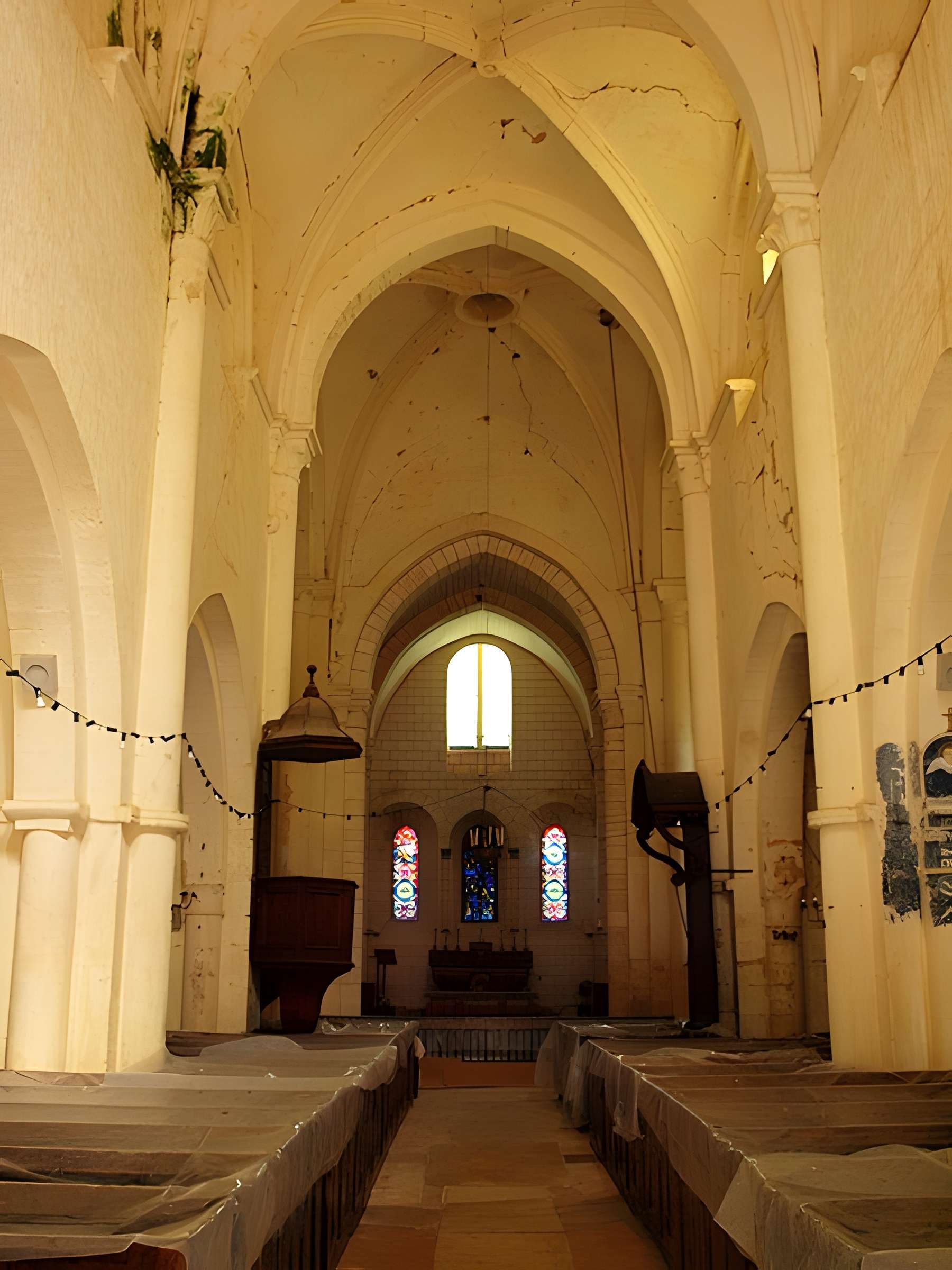 Église Saint-Blaise-et-Saint-Véran de Saint-Vérain