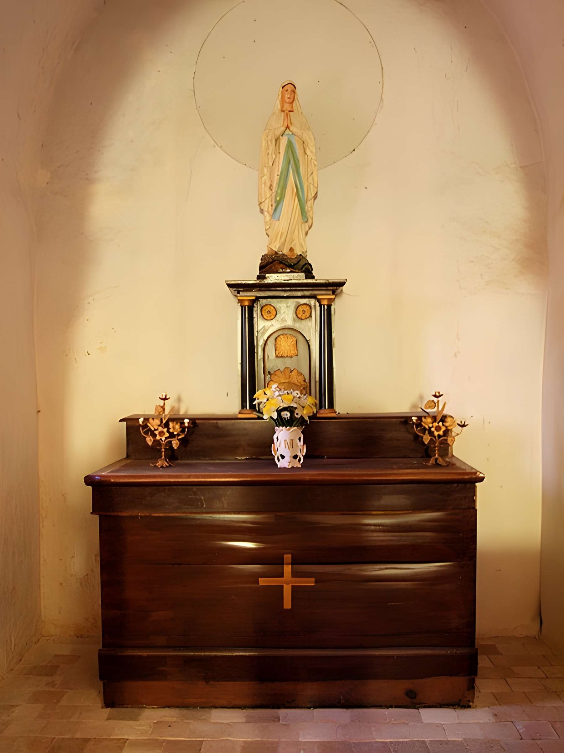 Église Saint-Blaise-et-Saint-Véran de Saint-Vérain