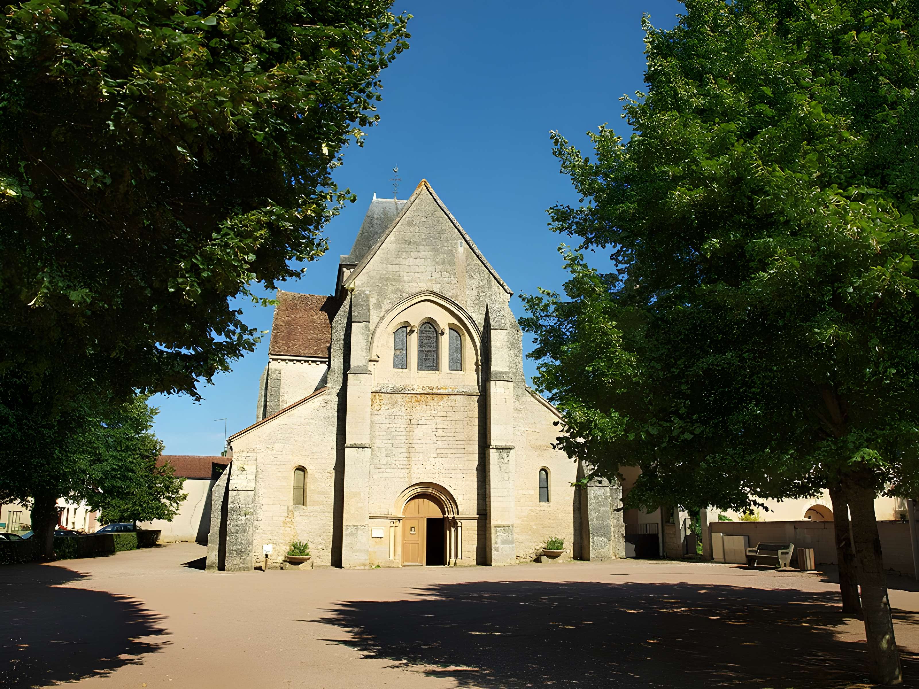 Église Saint-Blaise-et-Saint-Véran de Saint-Vérain