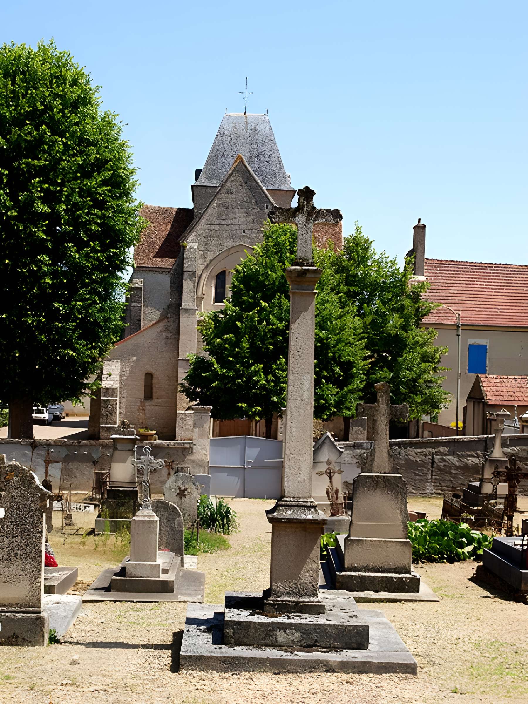Église Saint-Blaise-et-Saint-Véran de Saint-Vérain