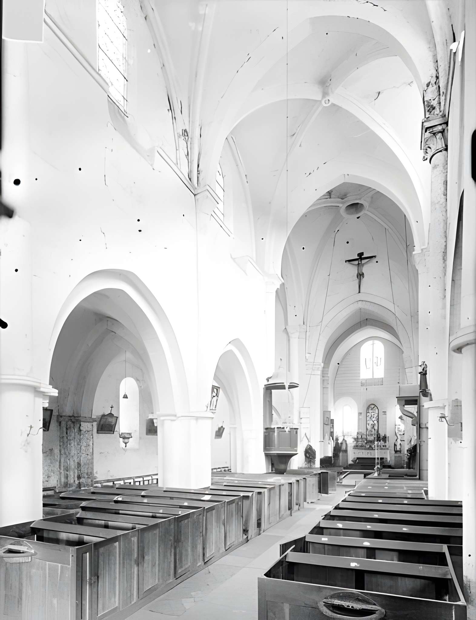 Église Saint-Blaise-et-Saint-Véran de Saint-Vérain