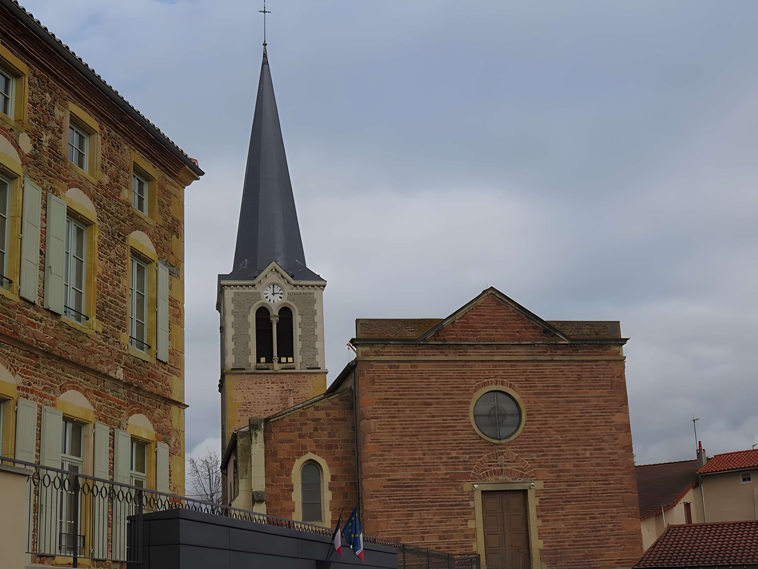 Église Saint-Bonnet de Perreux