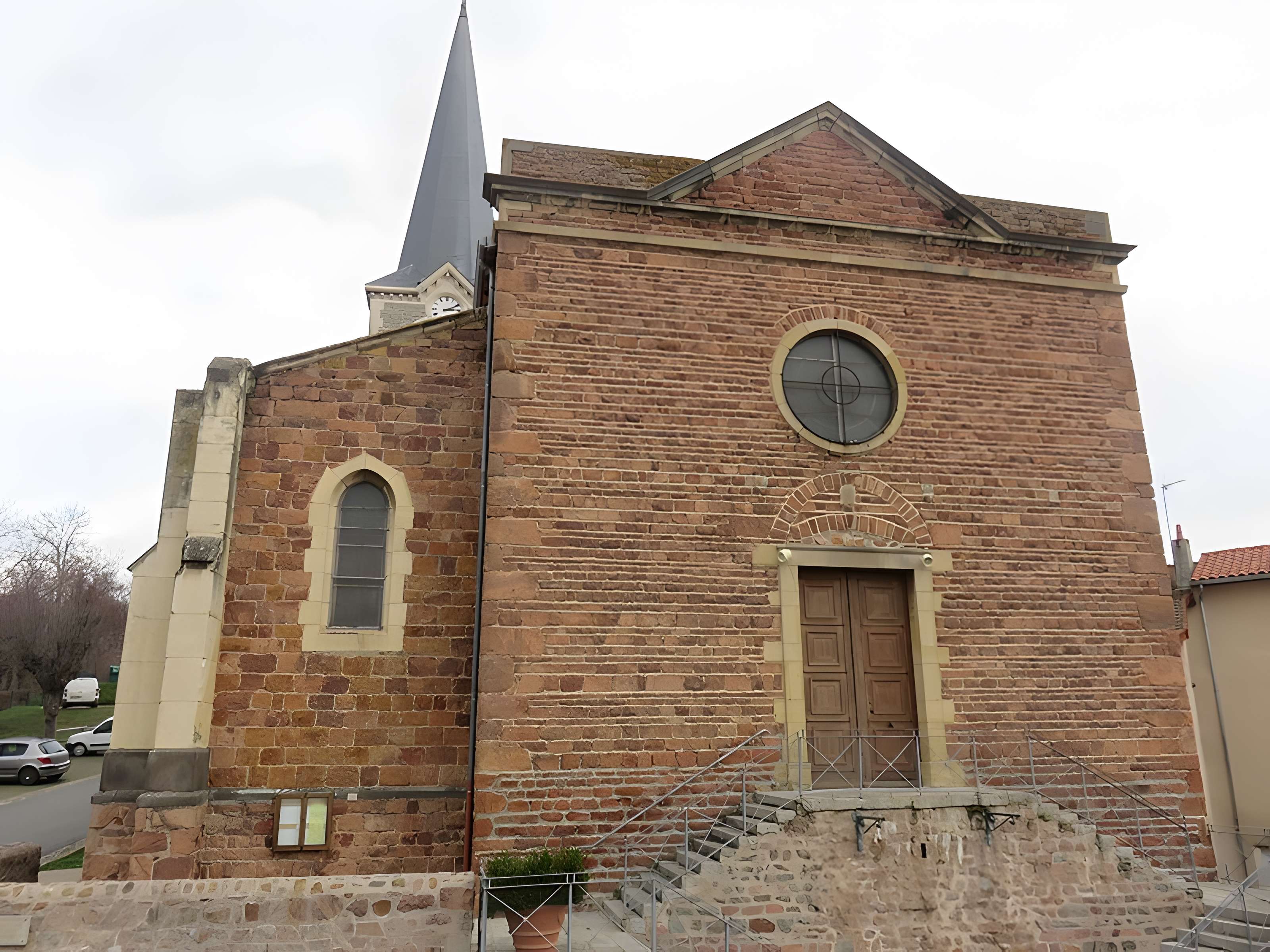 Église Saint-Bonnet de Perreux