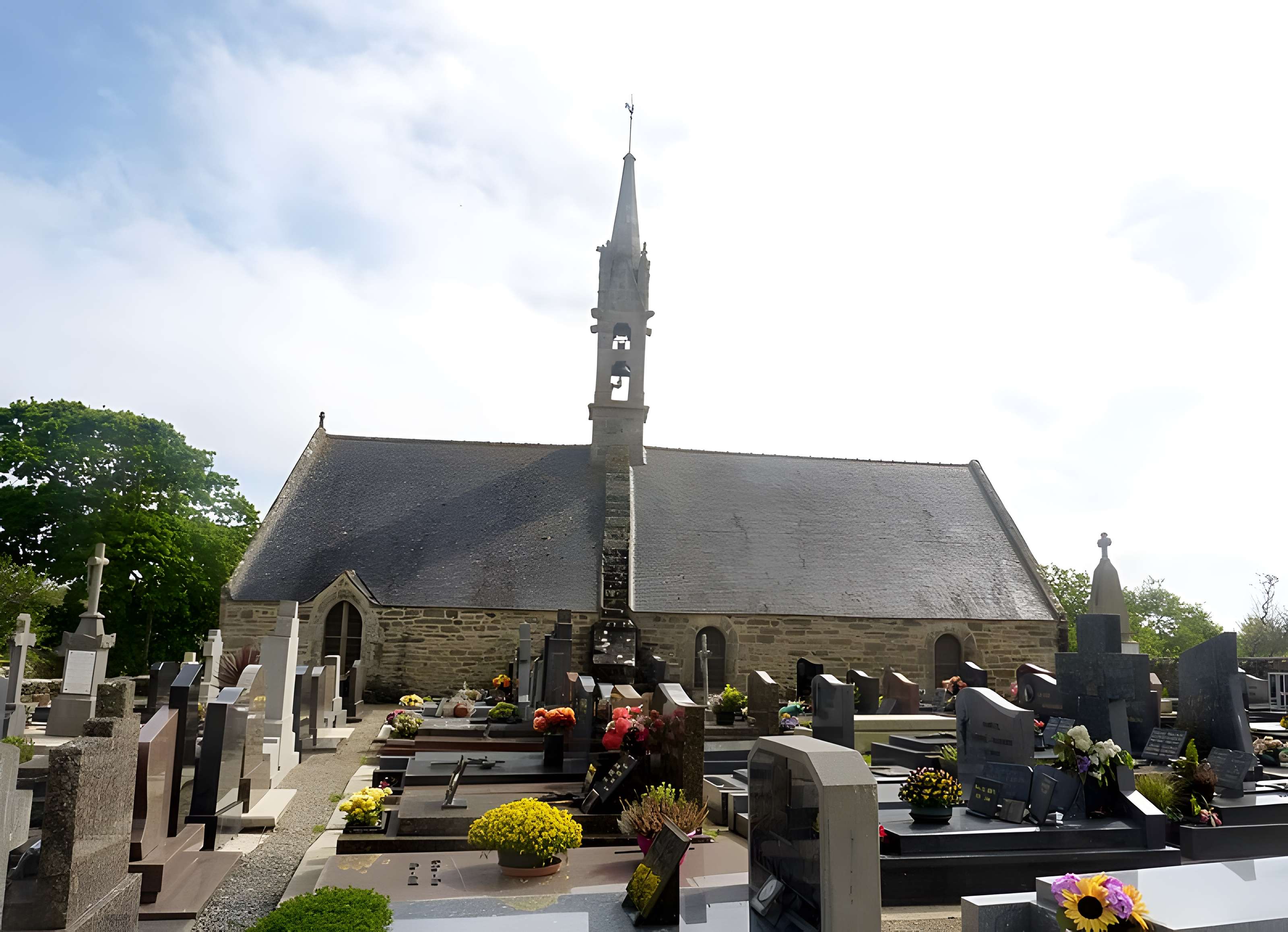 Église Saint-Boscat de Tréogat
