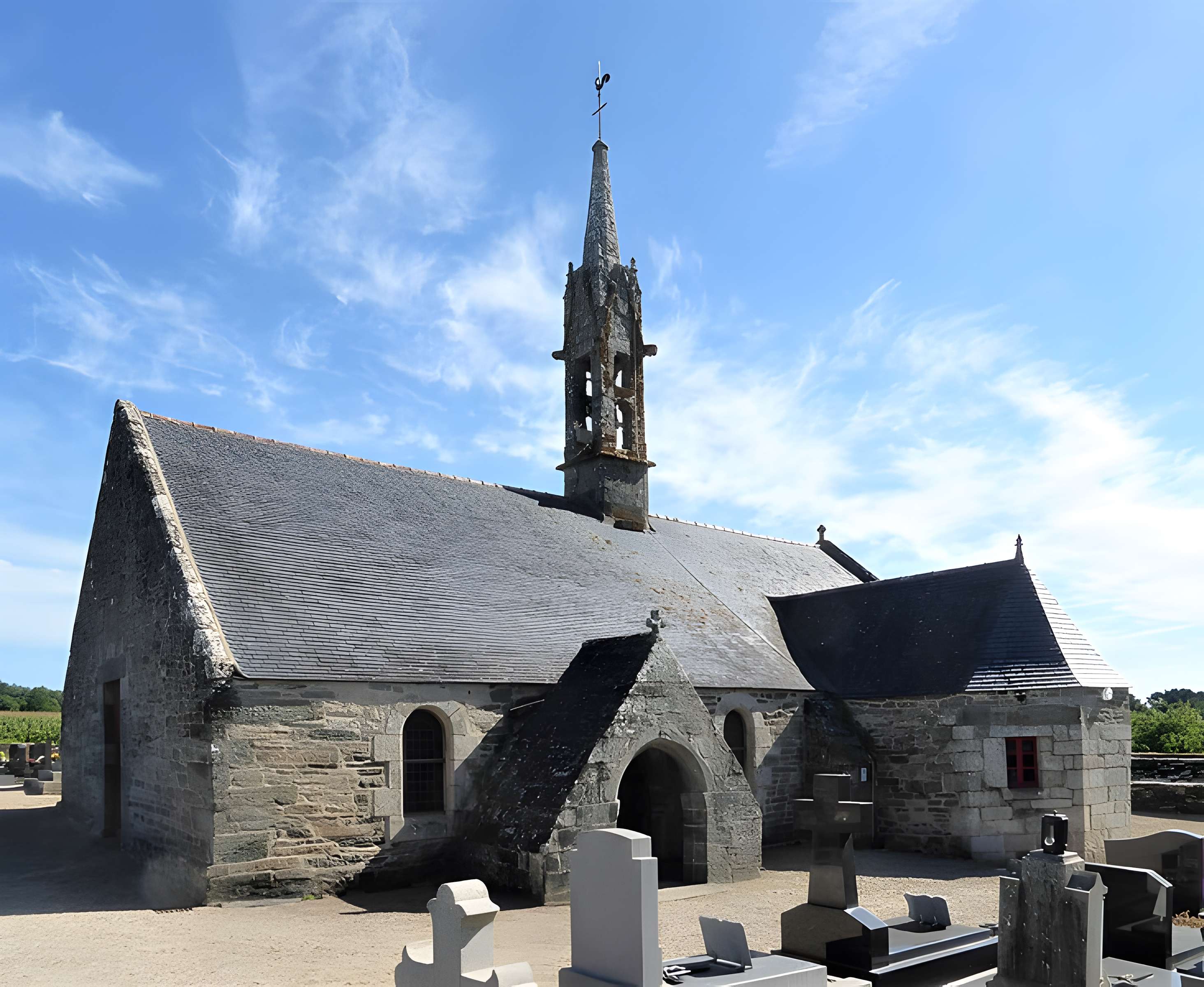Église Saint-Boscat de Tréogat