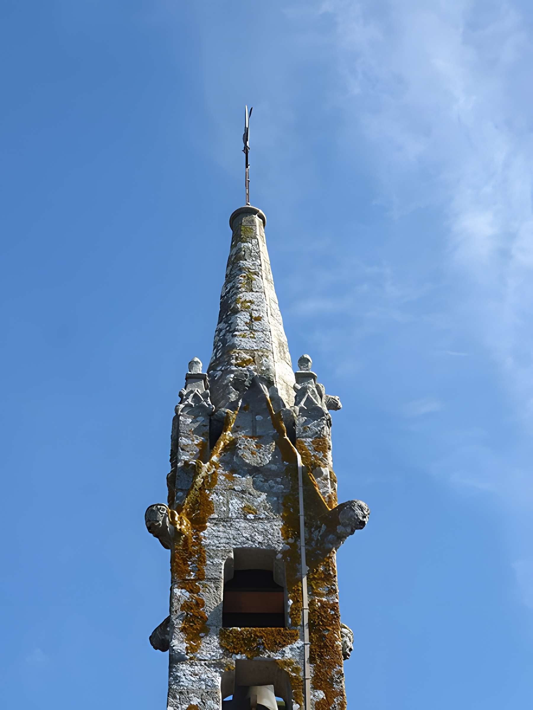 Église Saint-Boscat de Tréogat