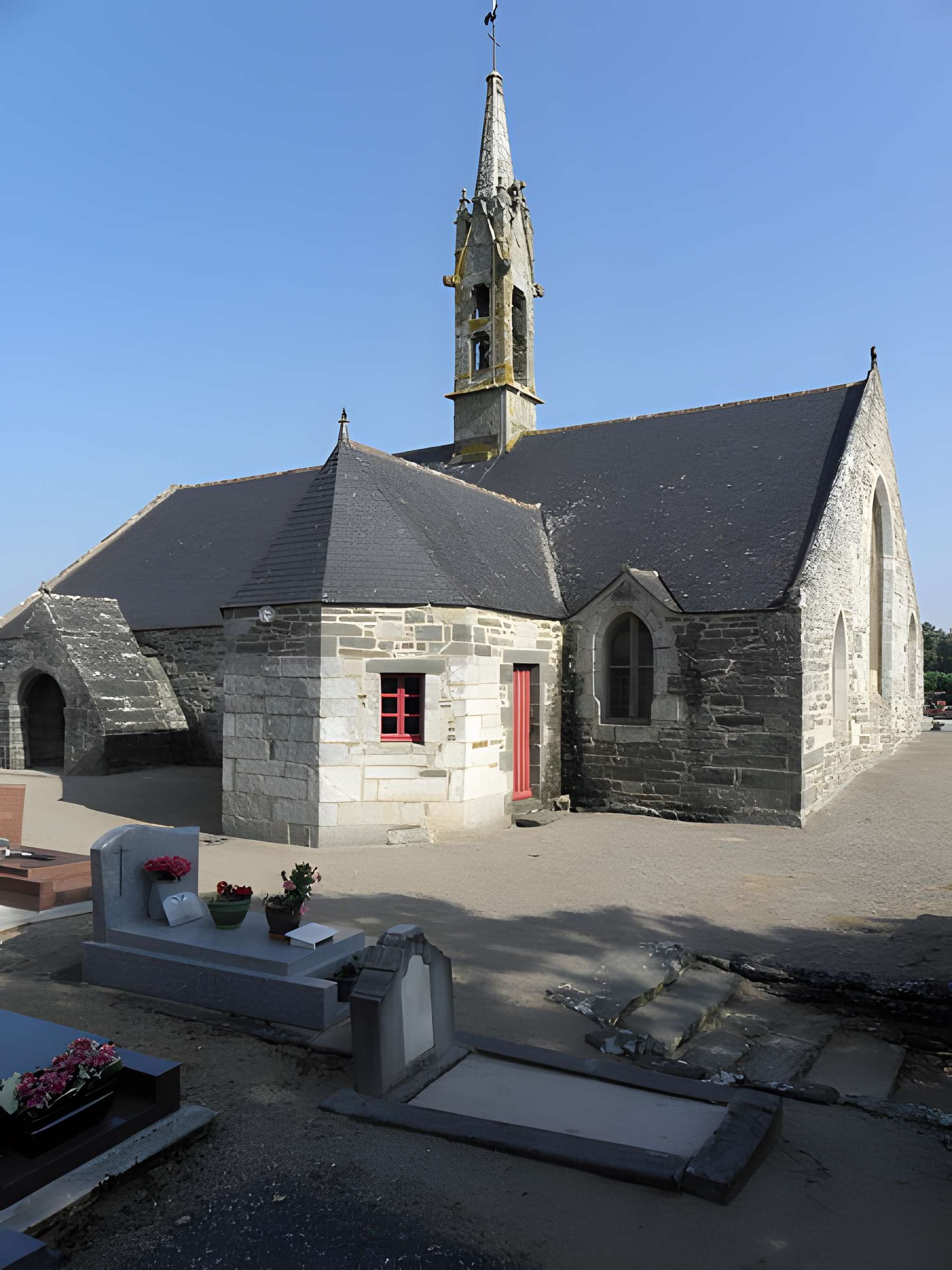 Église Saint-Boscat de Tréogat