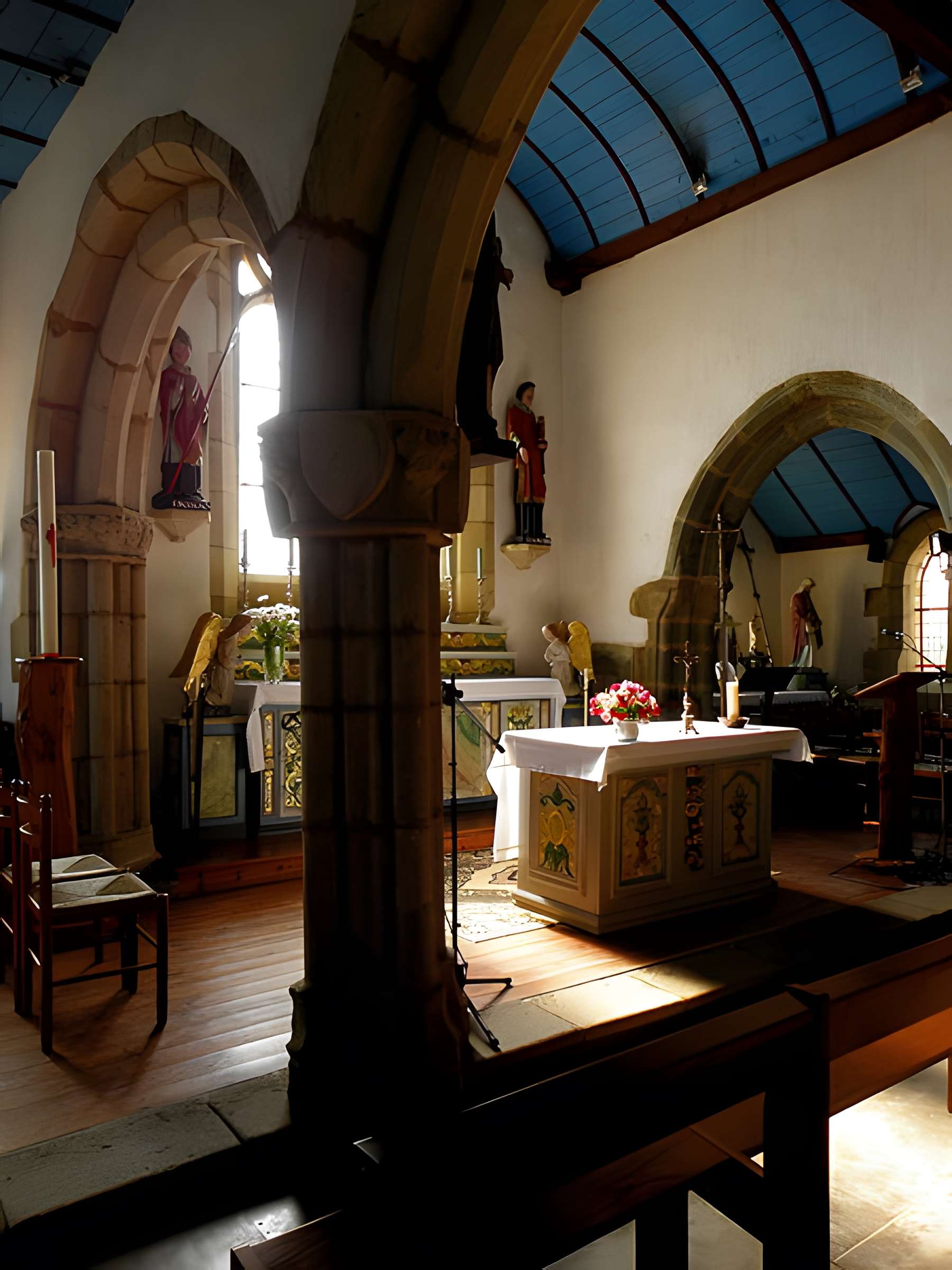 Église Saint-Boscat de Tréogat