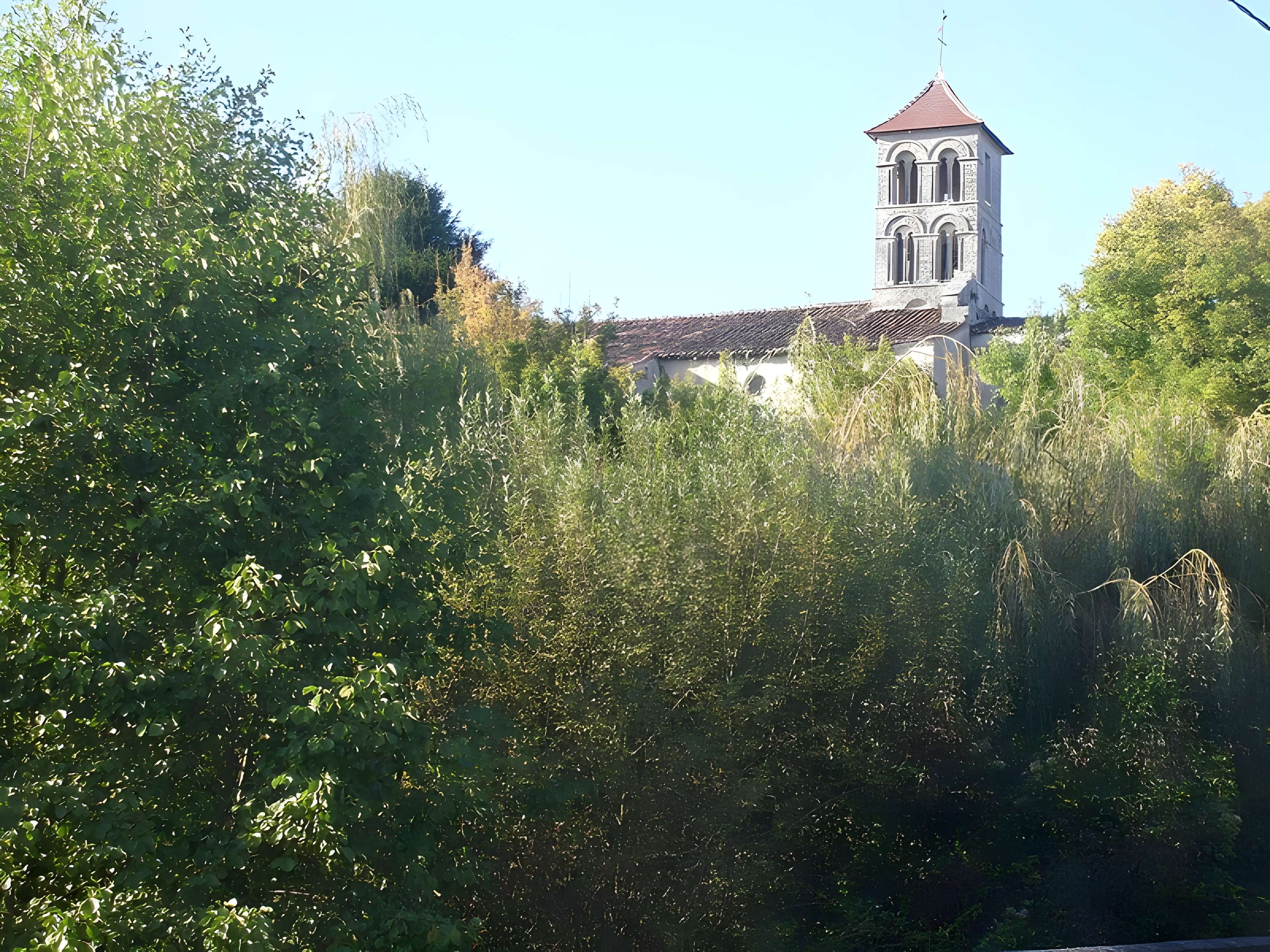 Église Saint-Brice de Saint-Bris-des-Bois