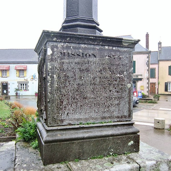 Photo de Église Saint-Cadoan de Poullan-sur-Mer