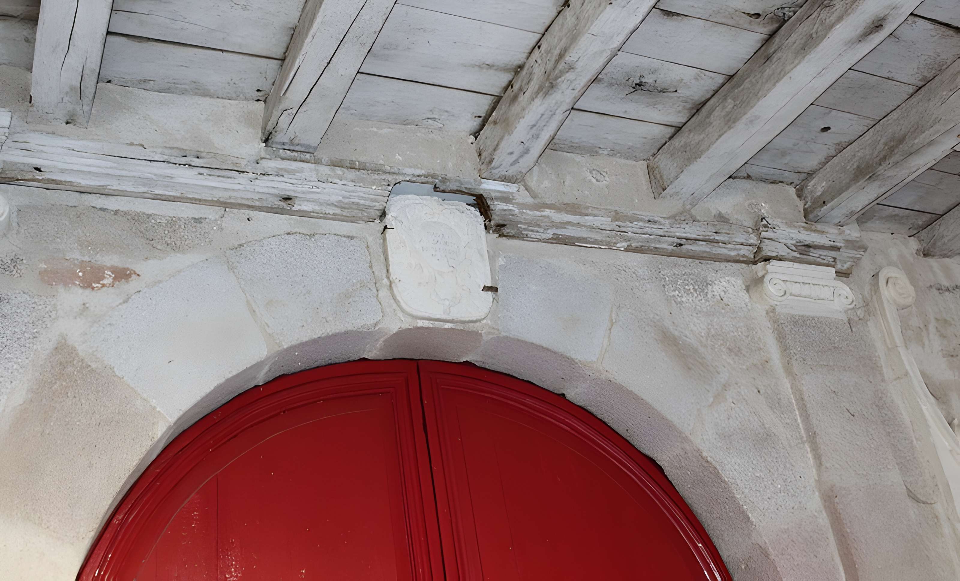 Église Saint-Calmine de Laguenne