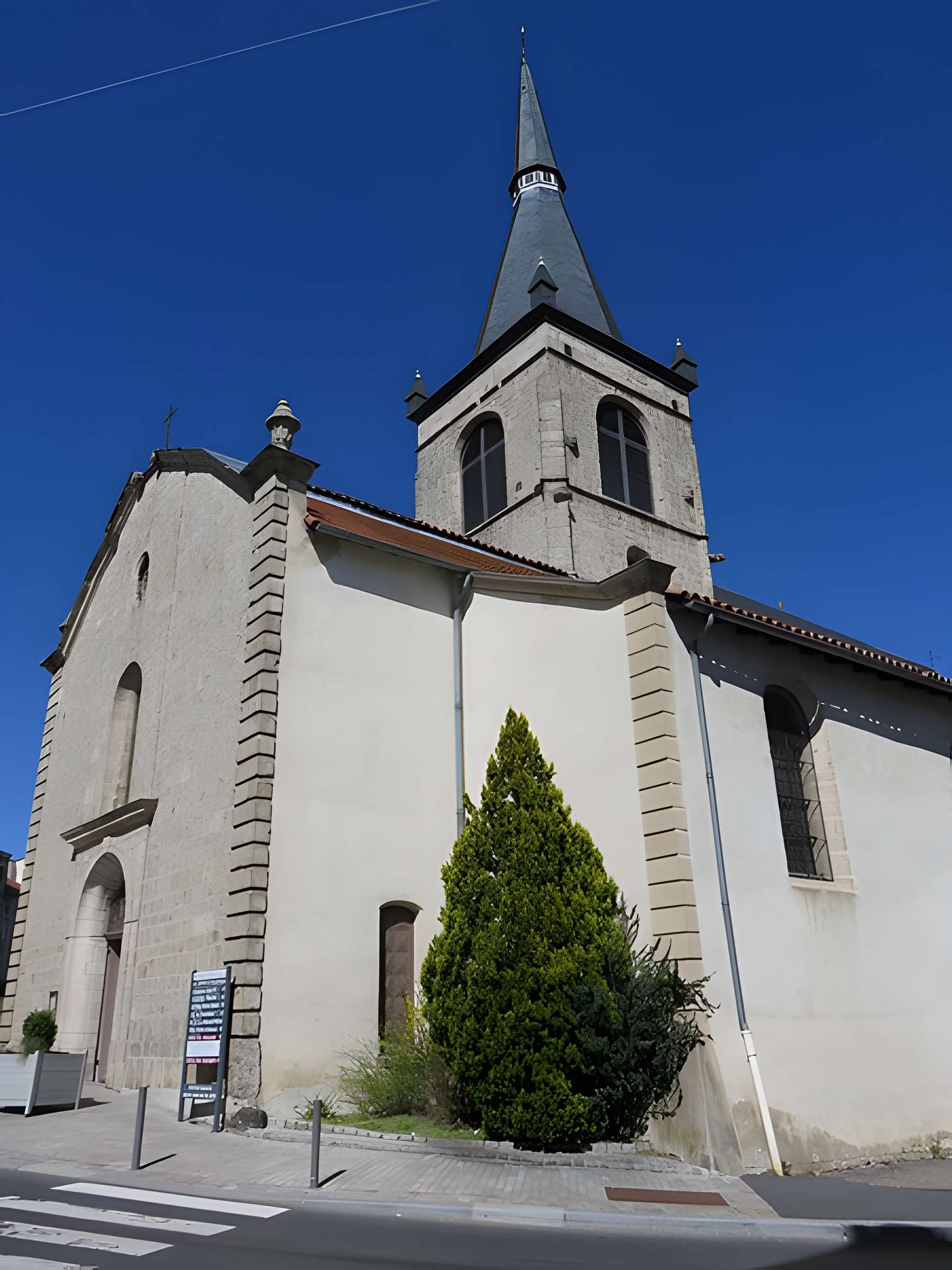 Église Saint-Caprais de Craponne-sur-Arzon