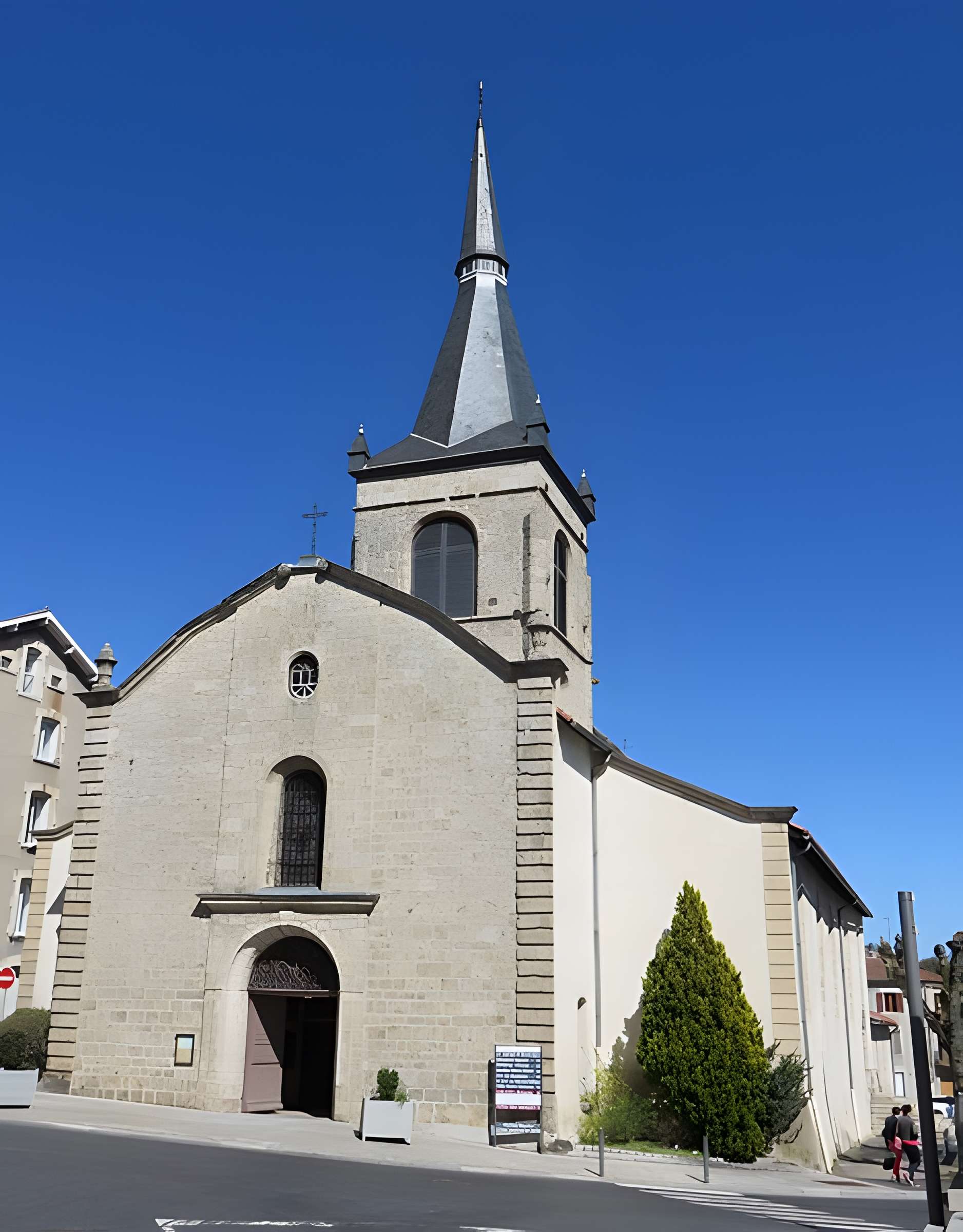 Église Saint-Caprais de Craponne-sur-Arzon