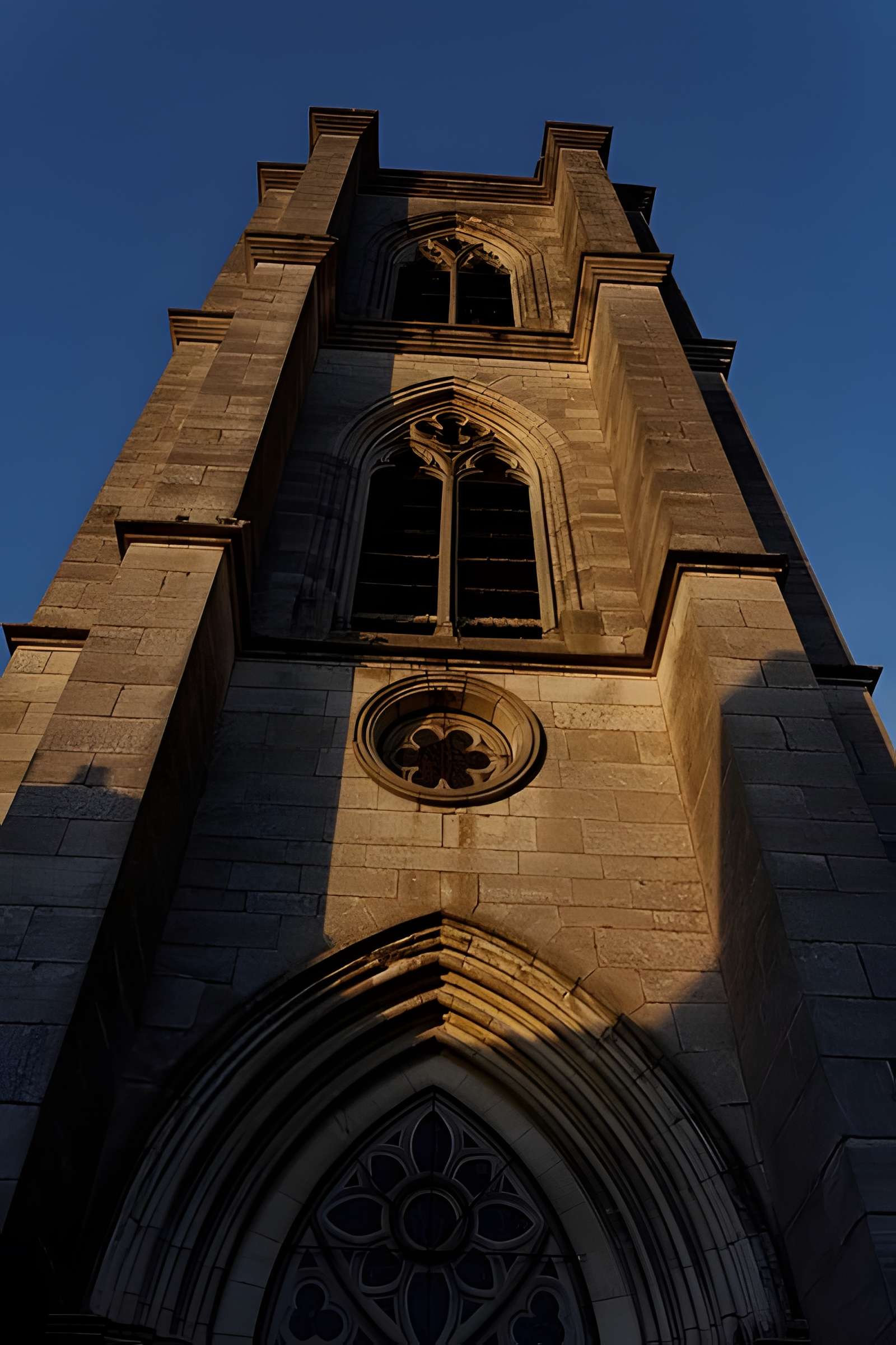Église Saint-Caradeuc de Donzy