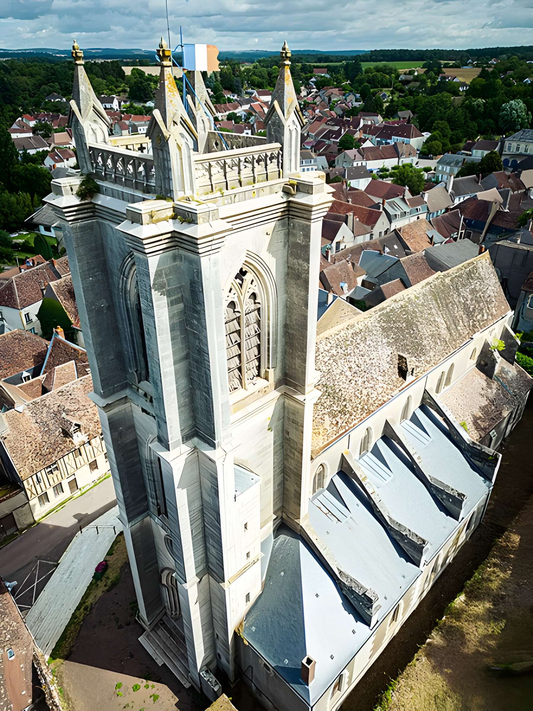 Église Saint-Caradeuc de Donzy