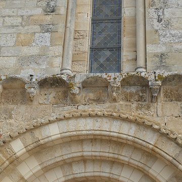 Église Saint-Chartier de Javarzay