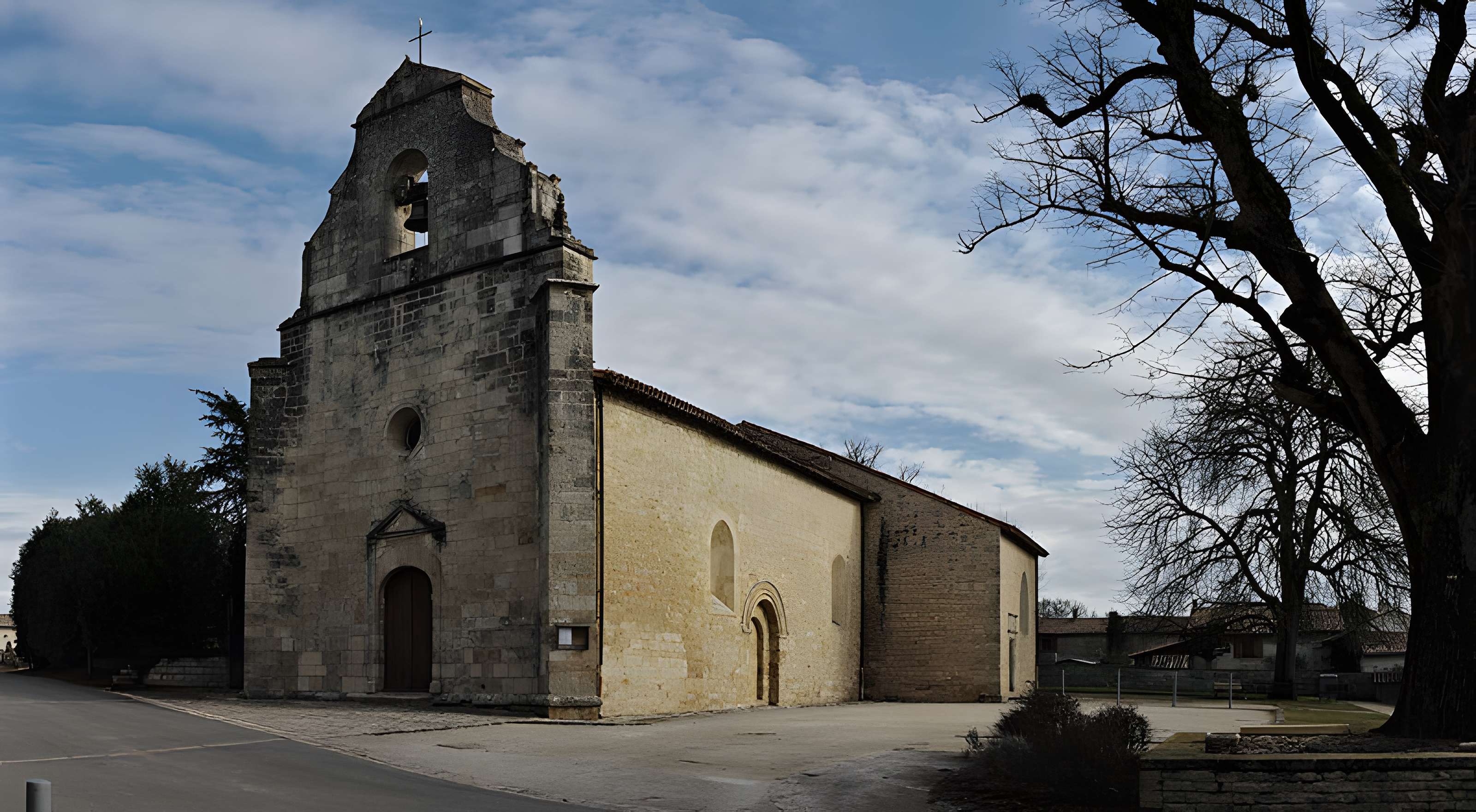 Église Saint-Chartier de Javarzay