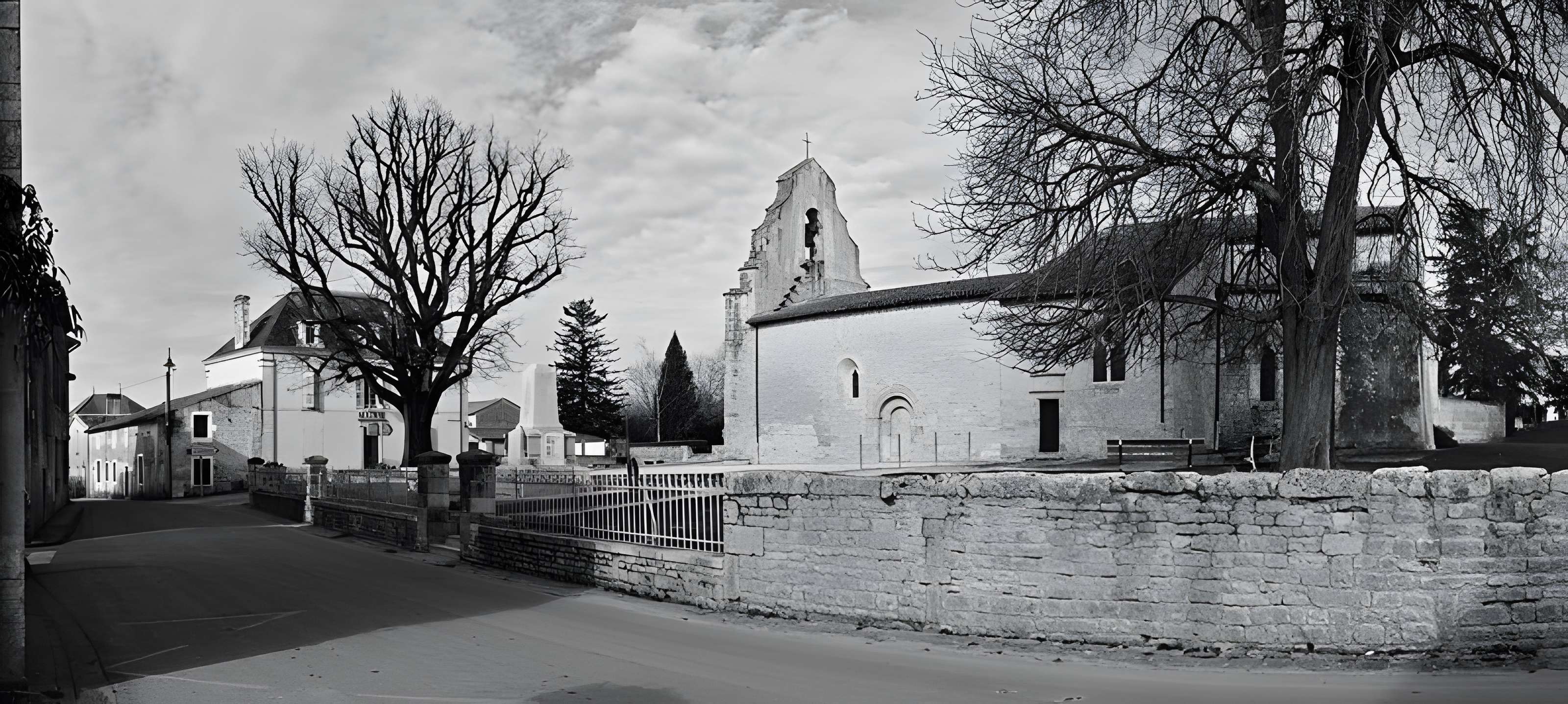 Église Saint-Chartier de Javarzay