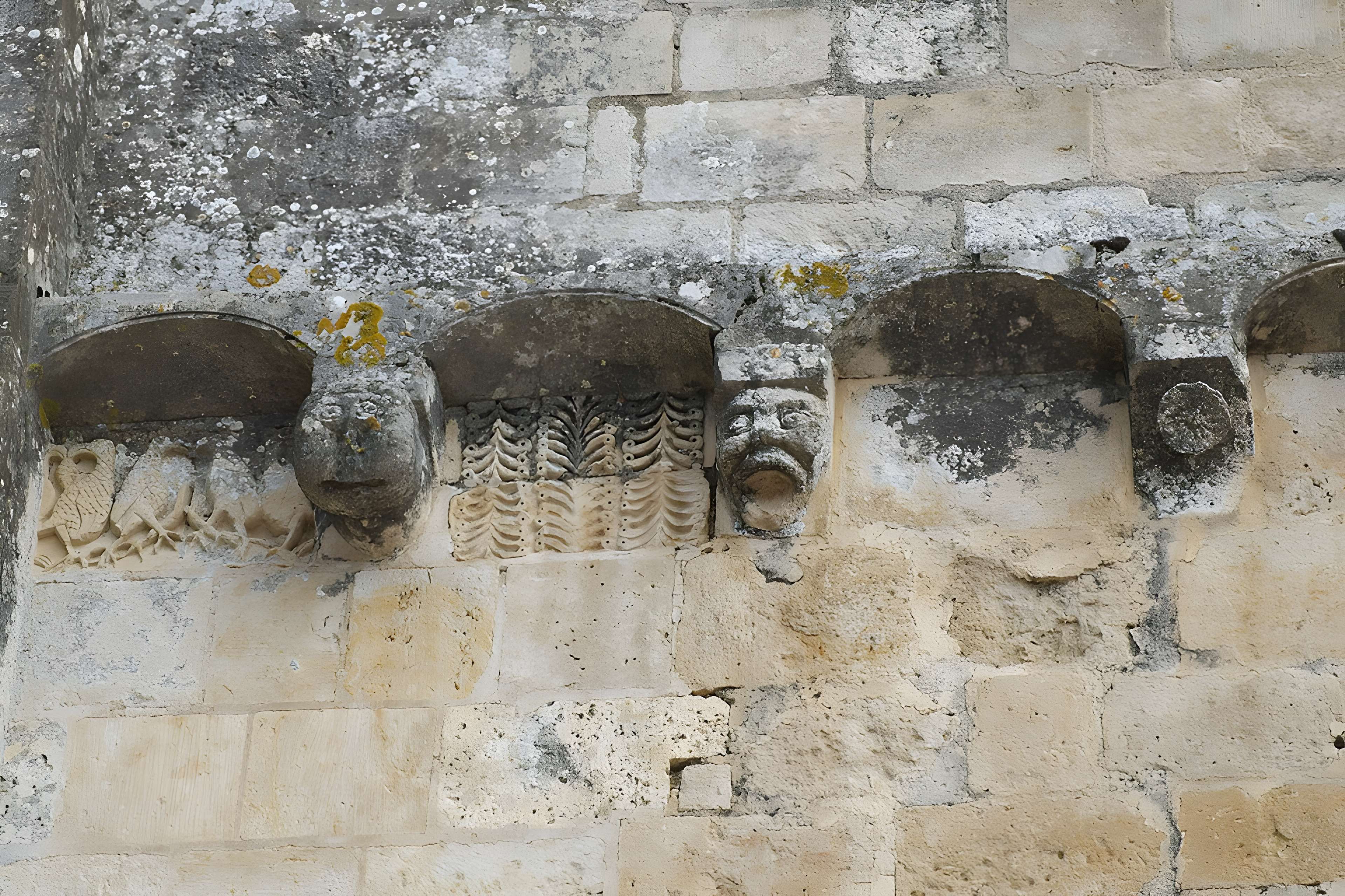 Église Saint-Chartier de Javarzay
