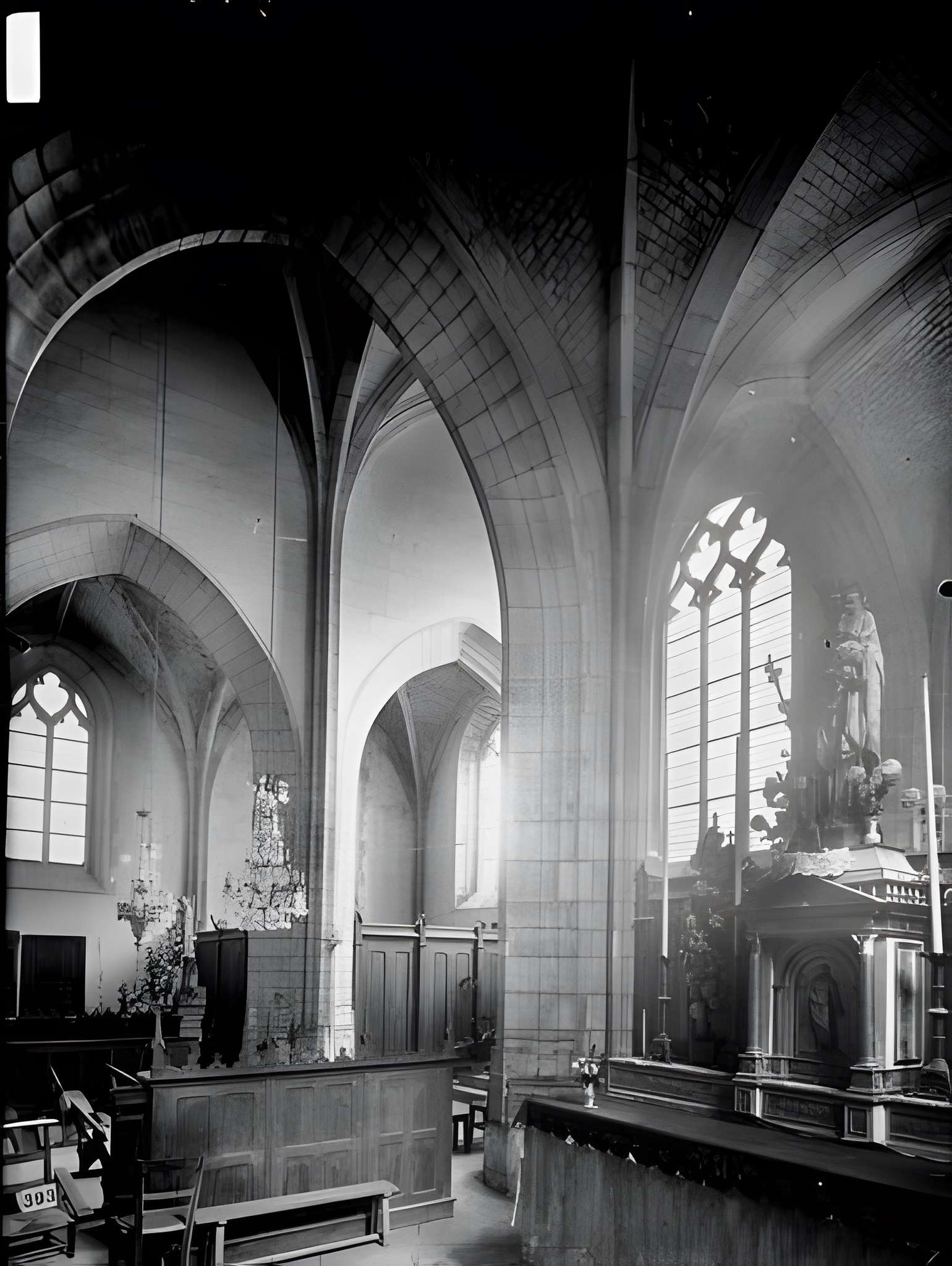 Église Saint-Chartier de Javarzay