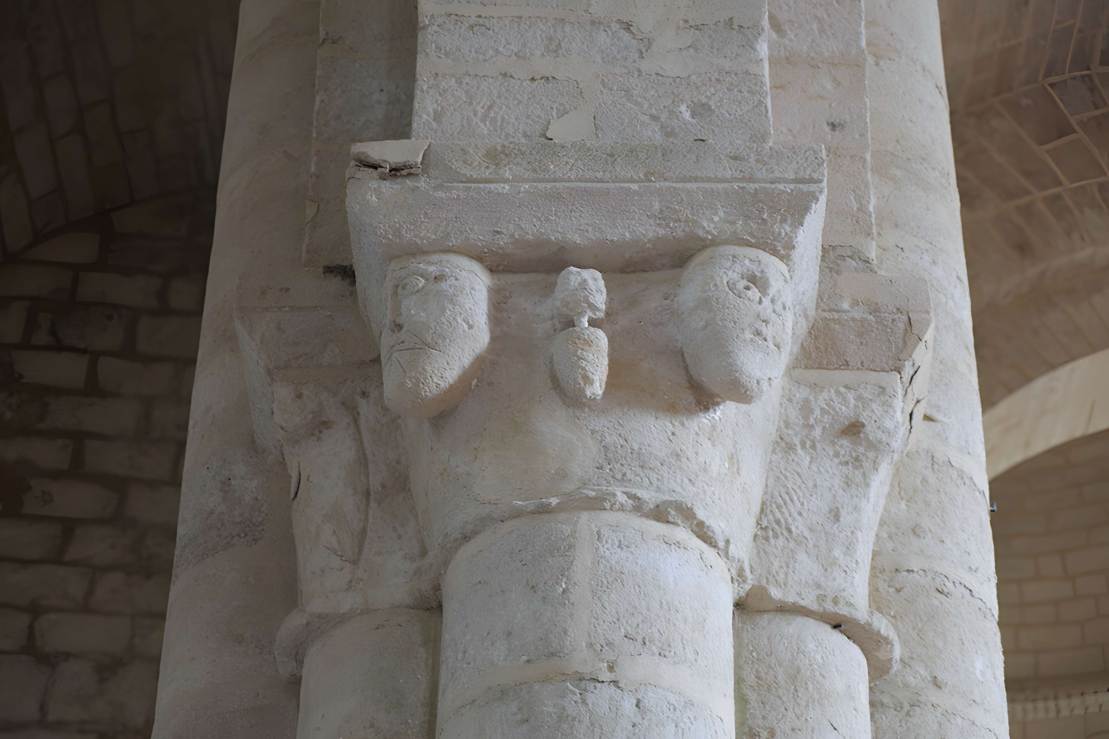 Église Saint-Chartier de Javarzay