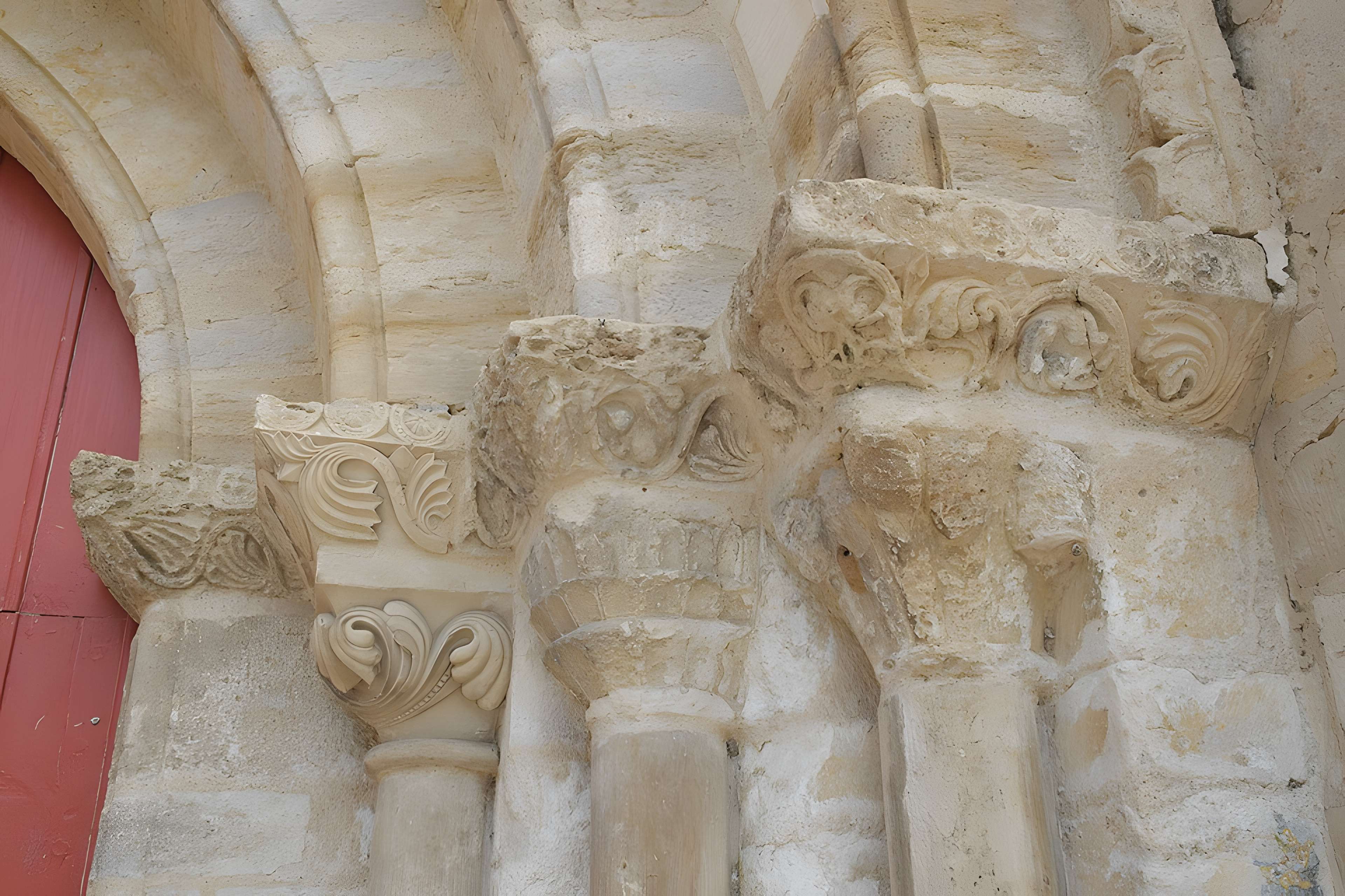 Église Saint-Chartier de Javarzay