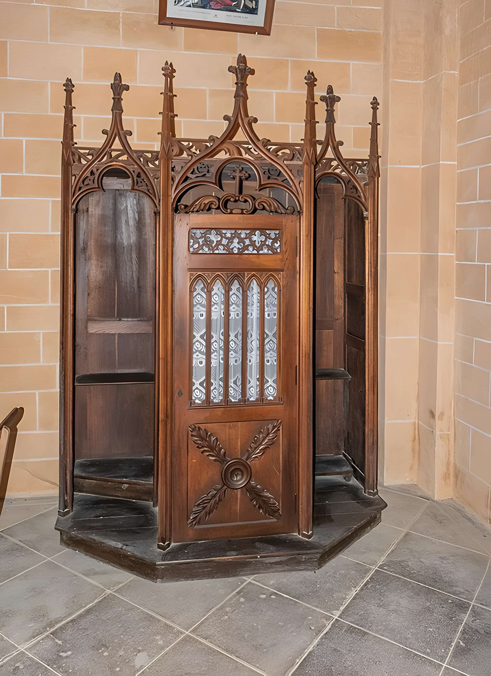 Église Saint-Christophe de Saint-Christaud