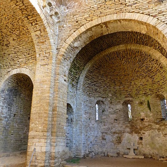 Photo de Eglise priorale ruines de lancienne