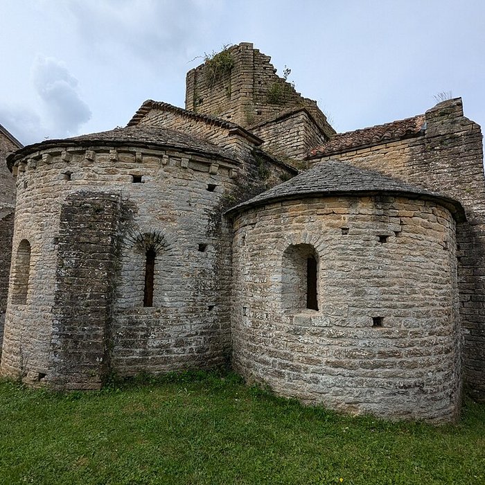 Photo de Eglise priorale ruines de lancienne