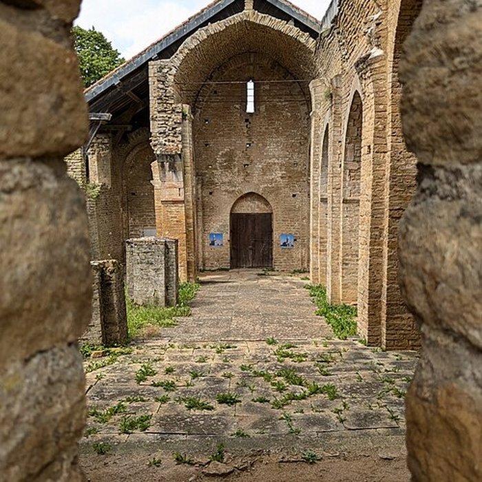 Photo de Eglise priorale ruines de lancienne