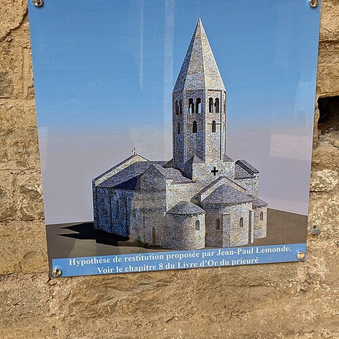 Photo de Eglise priorale ruines de lancienne