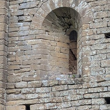 Eglise priorale ruines de lancienne