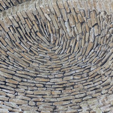 Eglise priorale ruines de lancienne