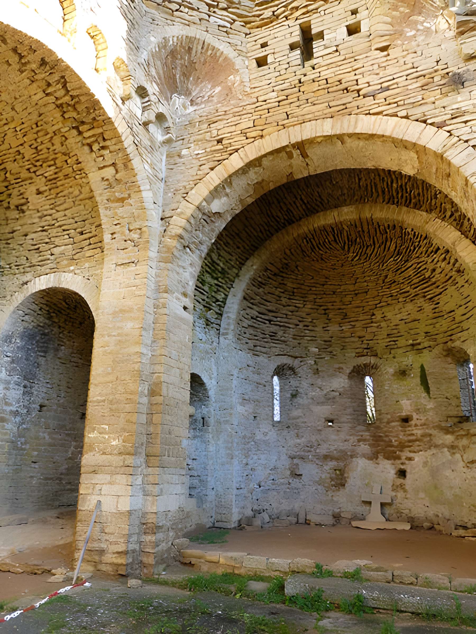 Eglise priorale (ruines de l'ancienne)